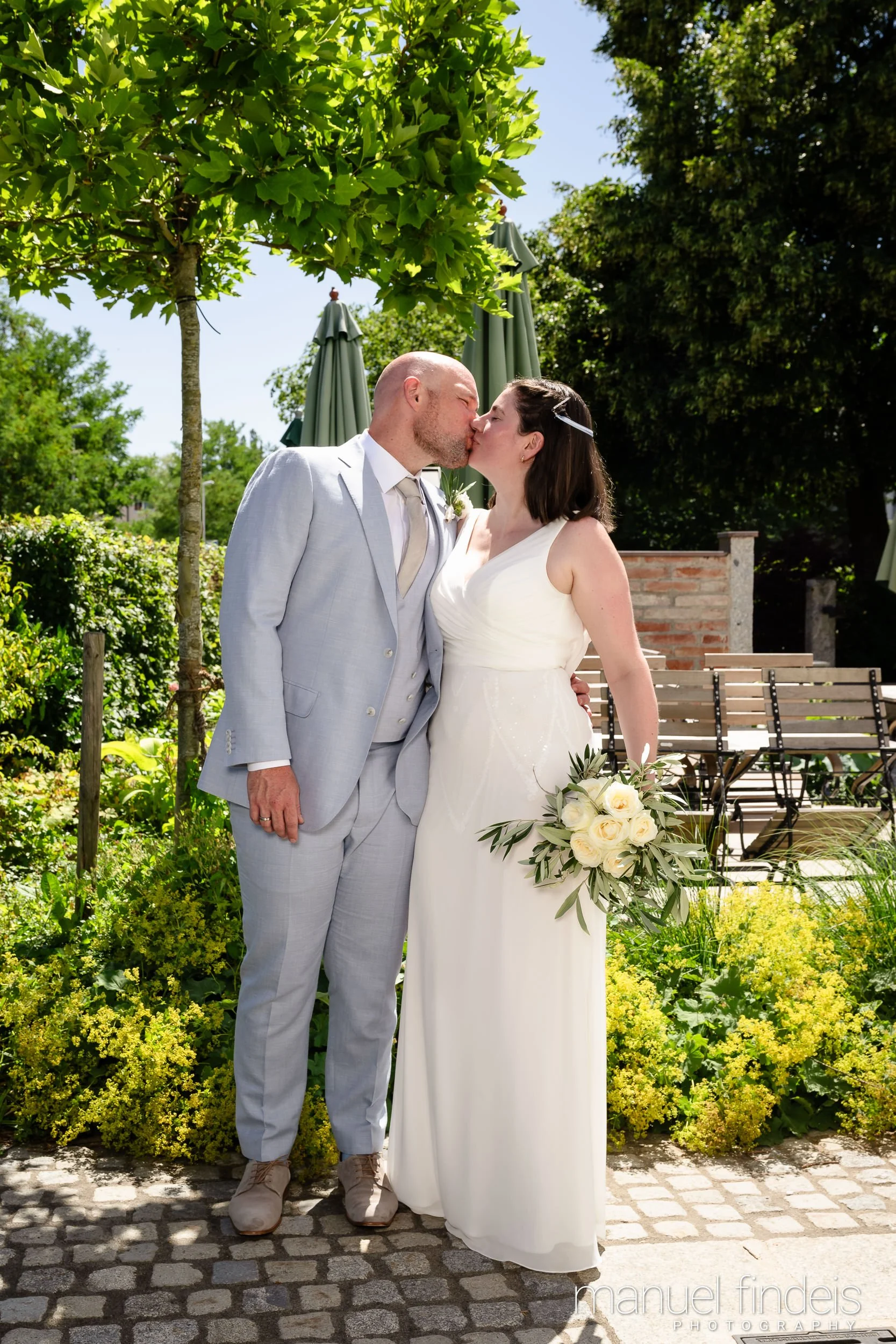 0225_Hochzeit-CuS_www.manuelfindeis.com.jpg