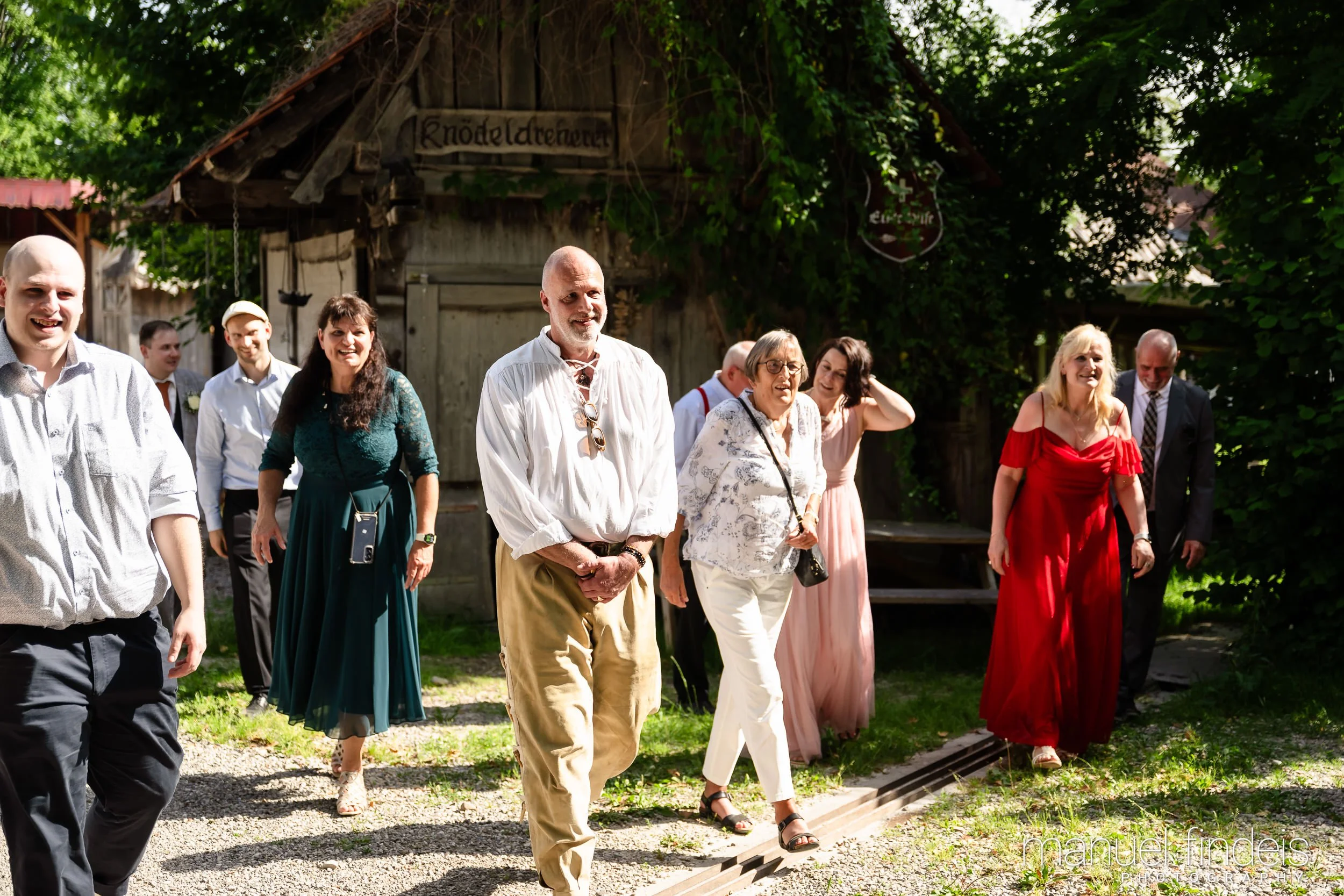0521_Hochzeit-LUM_www.manuelfindeis.com.jpg