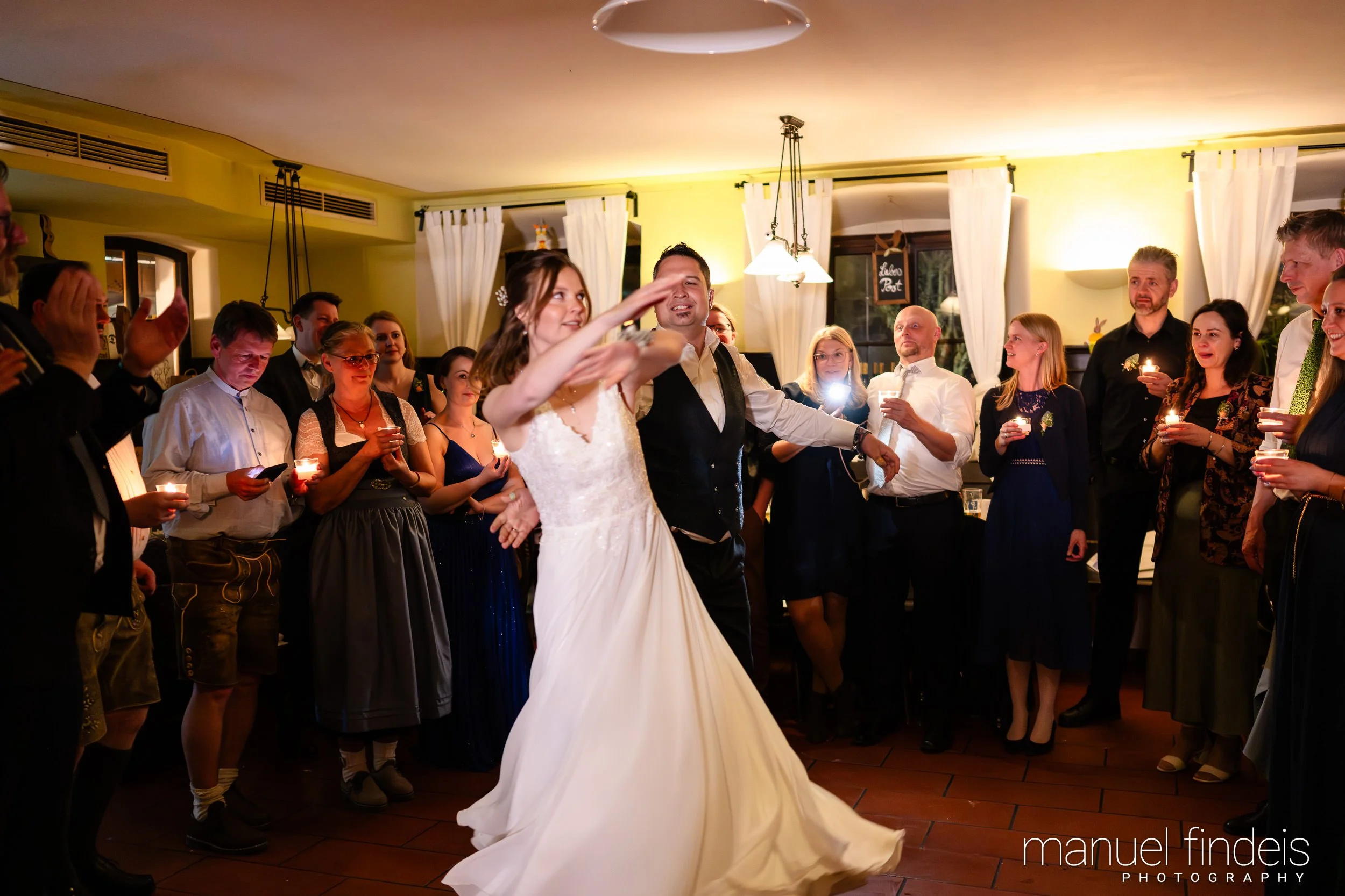 0986_Hochzeit_VuA_www.manuelfindeis.com.jpg