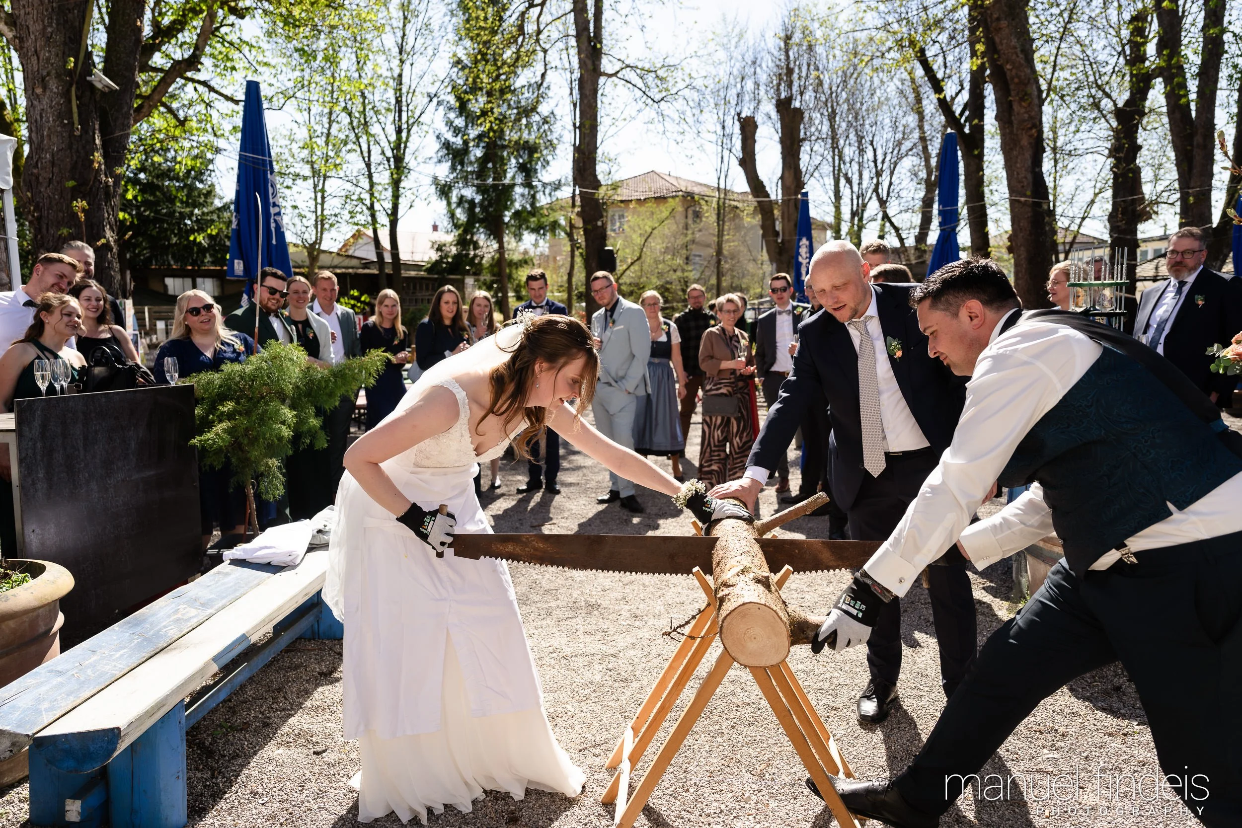 0597_Hochzeit_VuA_www.manuelfindeis.com.jpg