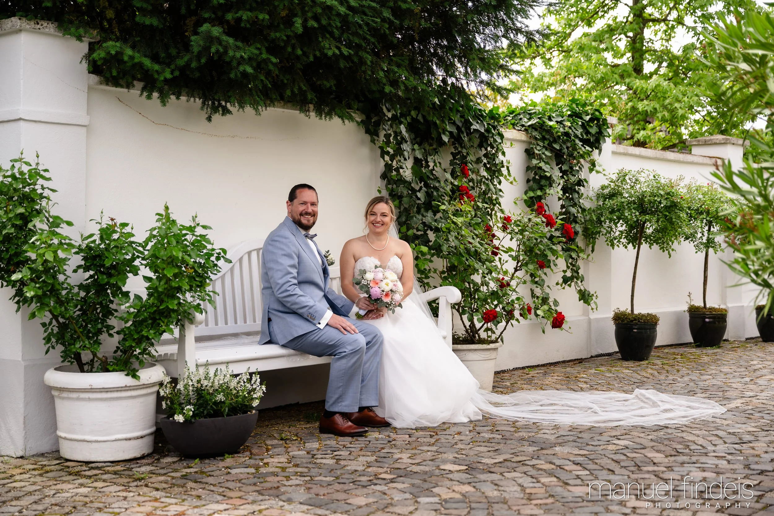 0075_Hochzeit_RundS_www.manuelfindeis.com.jpg