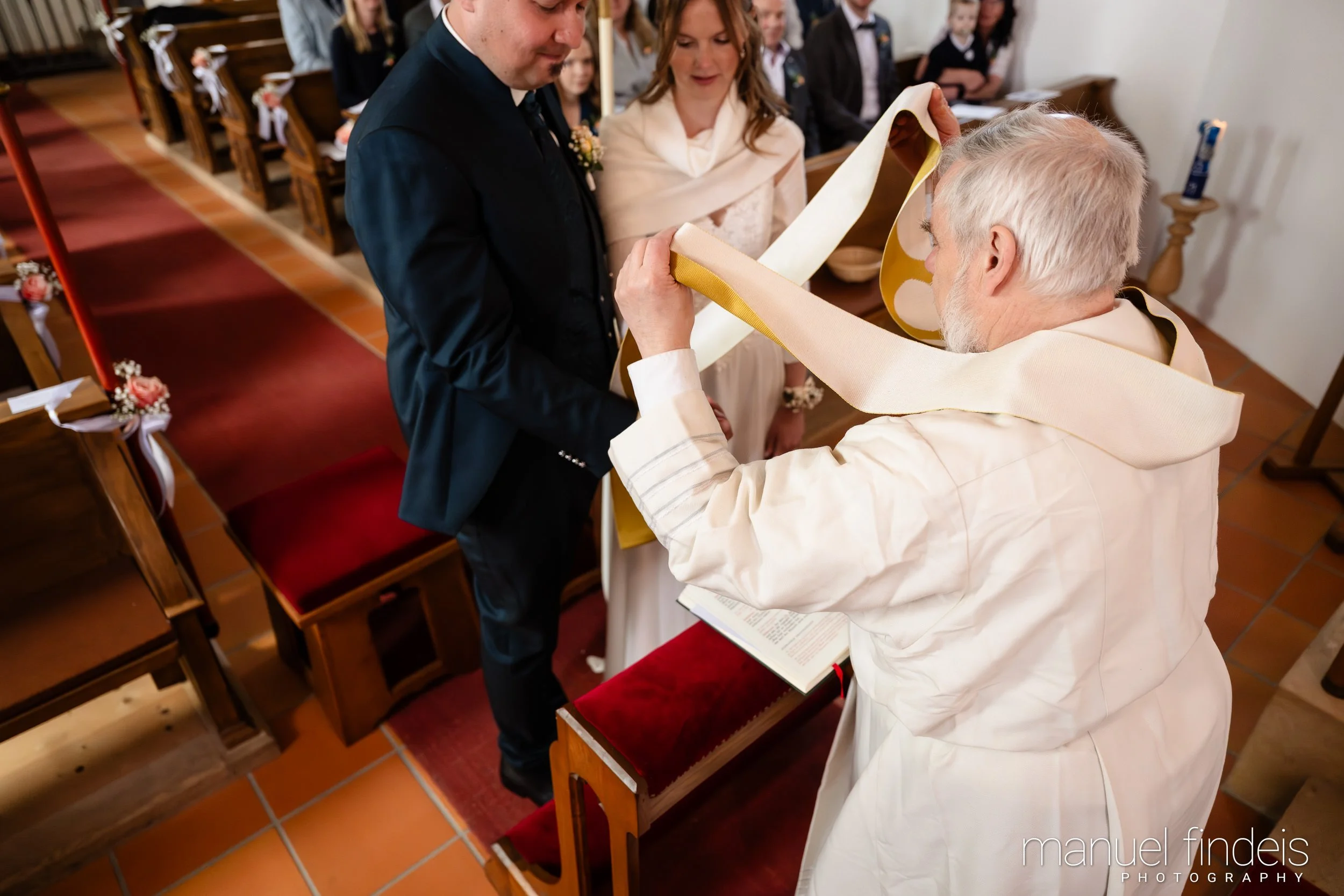 0284_Hochzeit_VuA_www.manuelfindeis.com.jpg