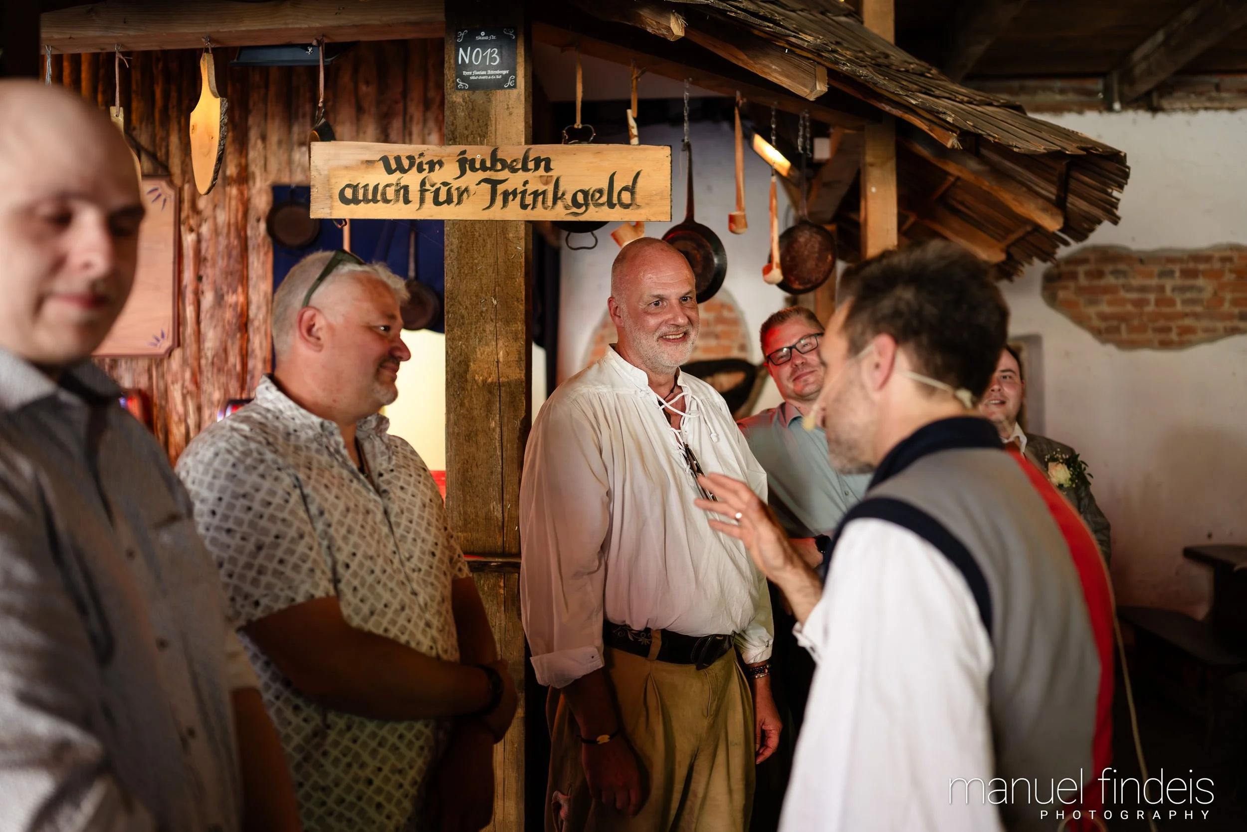 0674_Hochzeit-LUM_www.manuelfindeis.com.jpg