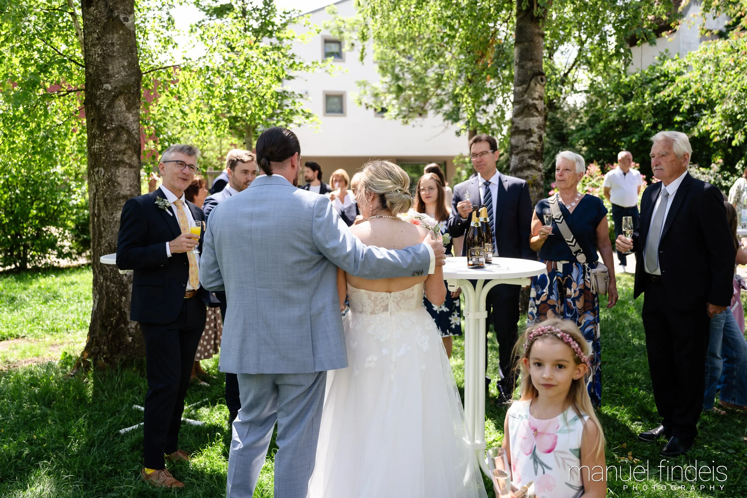 0414_Hochzeit_RundS_www.manuelfindeis.com.jpg