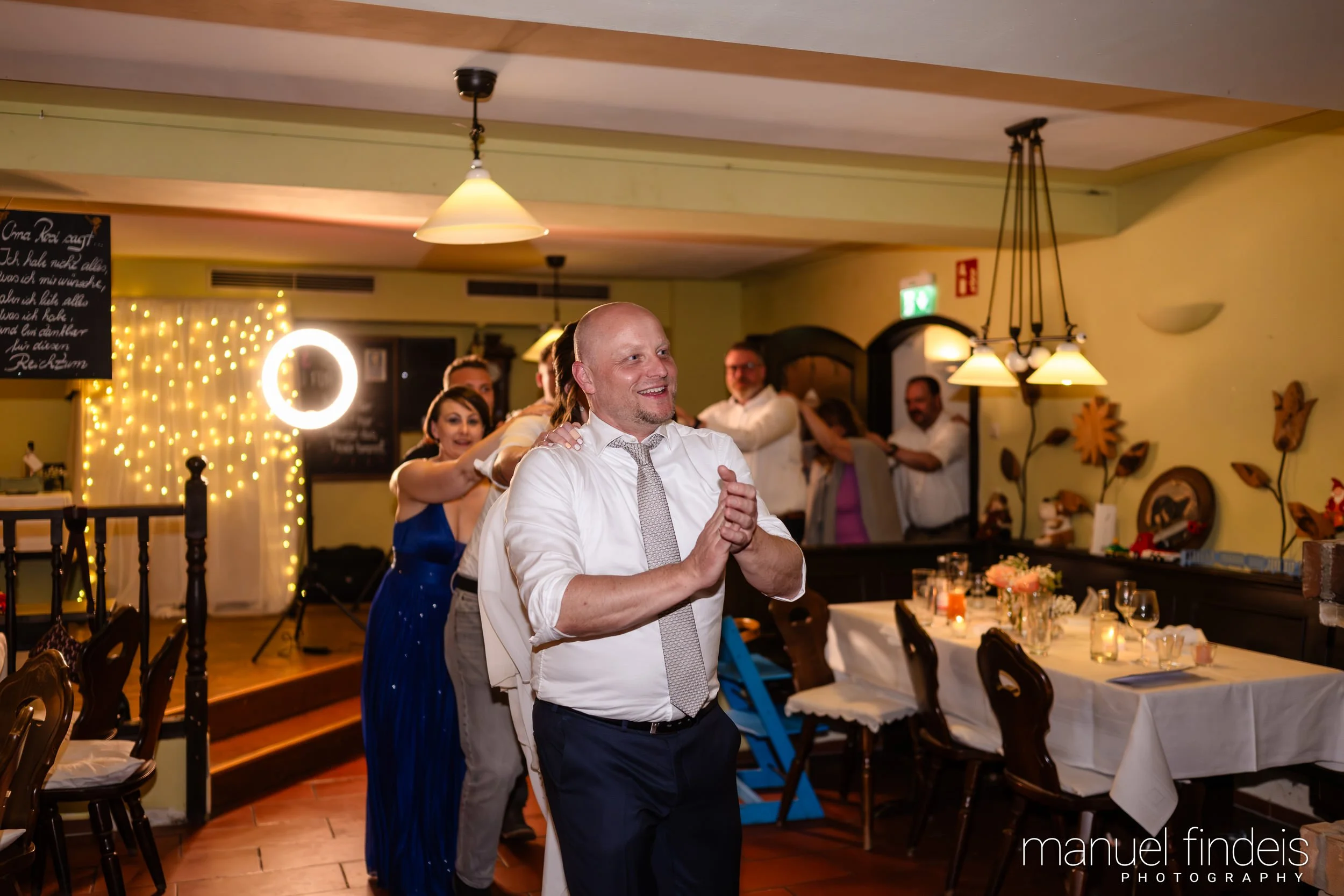 1099_Hochzeit_VuA_www.manuelfindeis.com.jpg