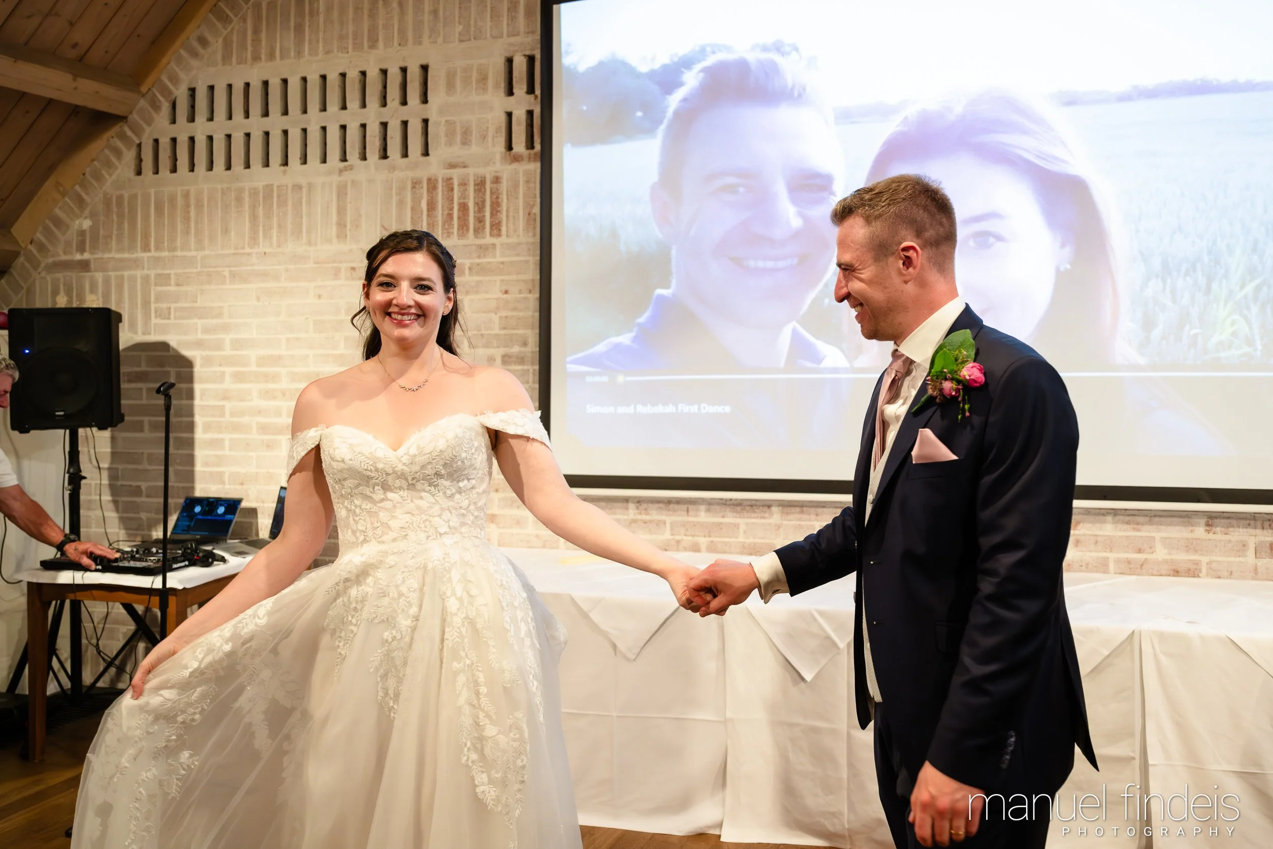 0693_Hochzeit_Rus_www.manuelfindeis.com.jpg