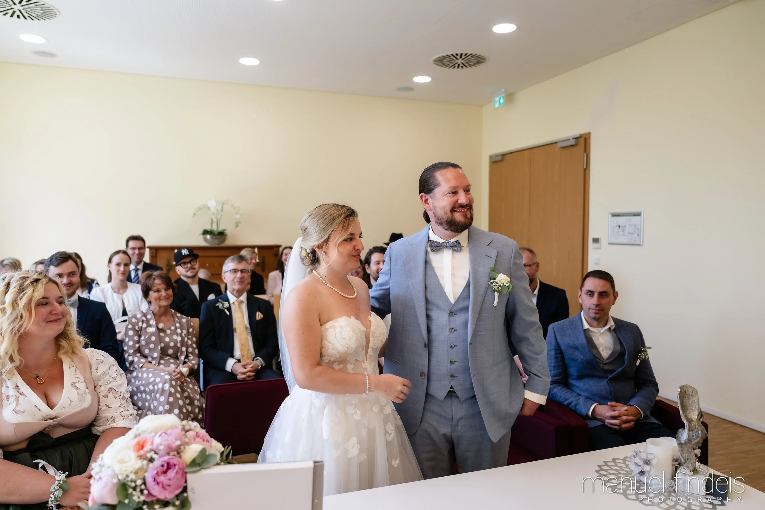0254_Hochzeit_RundS_www.manuelfindeis.com.jpg