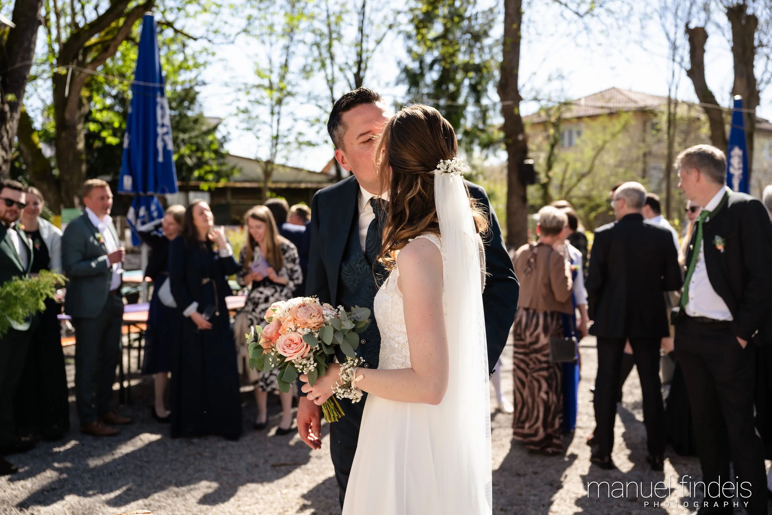 0607_Hochzeit_VuA_www.manuelfindeis.com.jpg