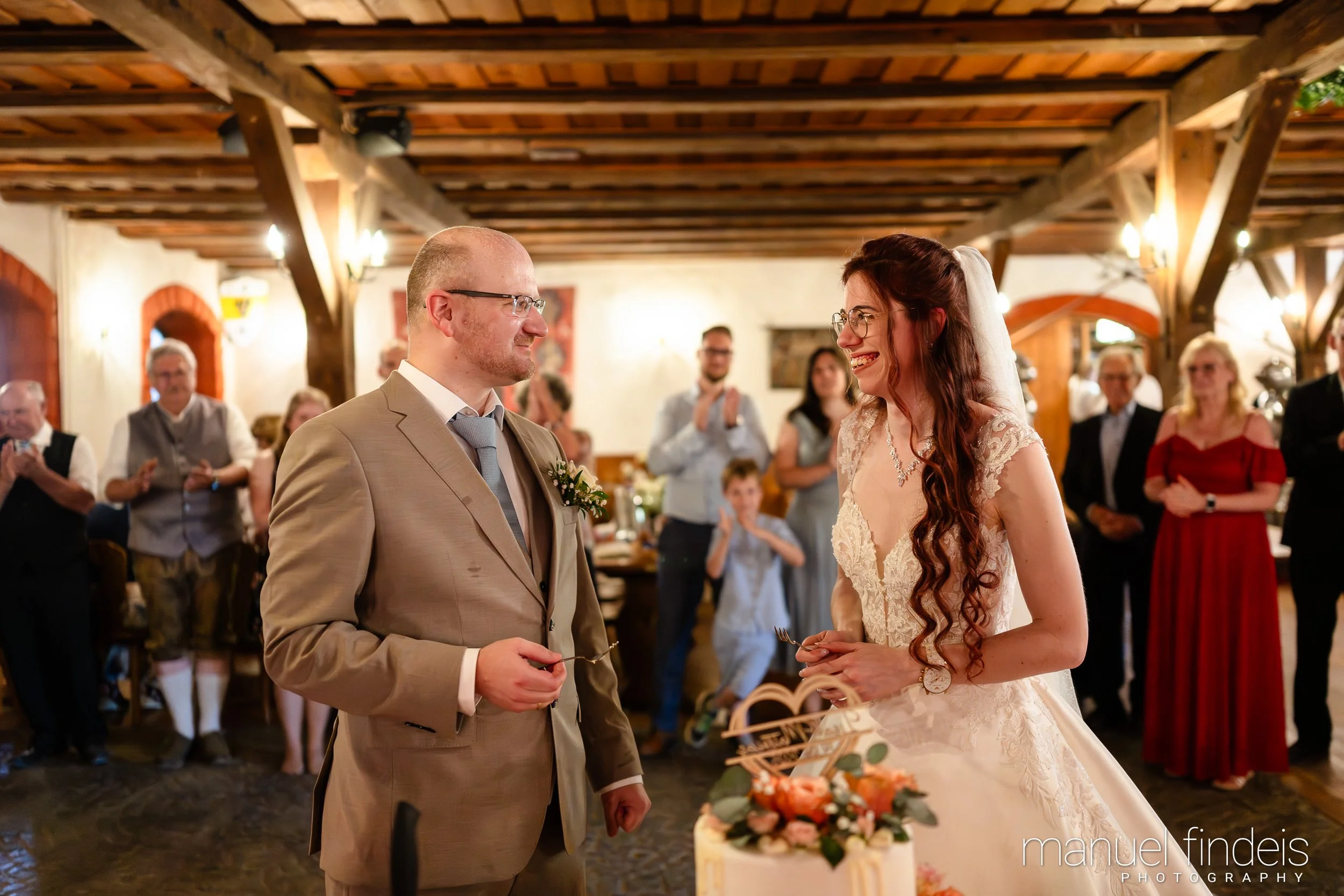 0411_Hochzeit-LUM_www.manuelfindeis.com.jpg