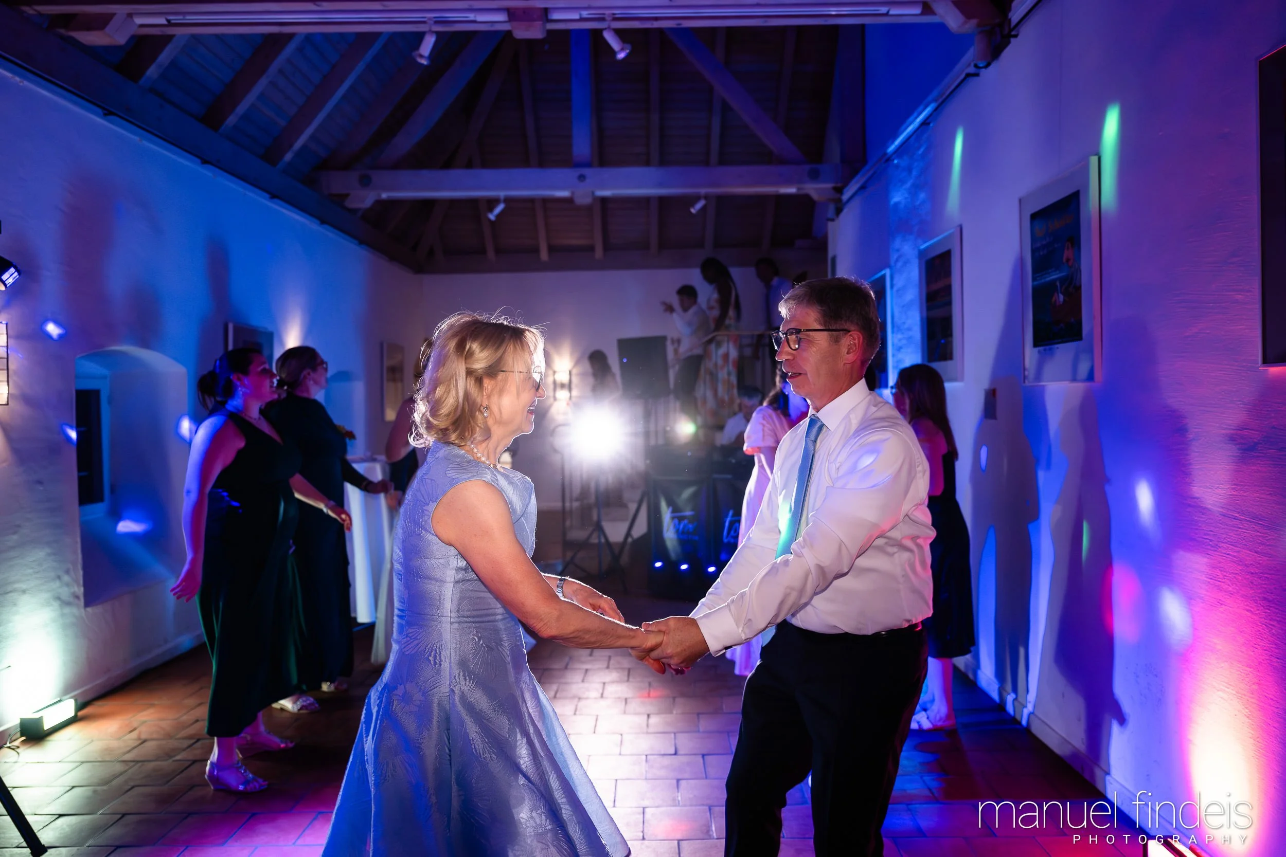1044_Hochzeit_RuS_www.manuelfindeis.com.jpg