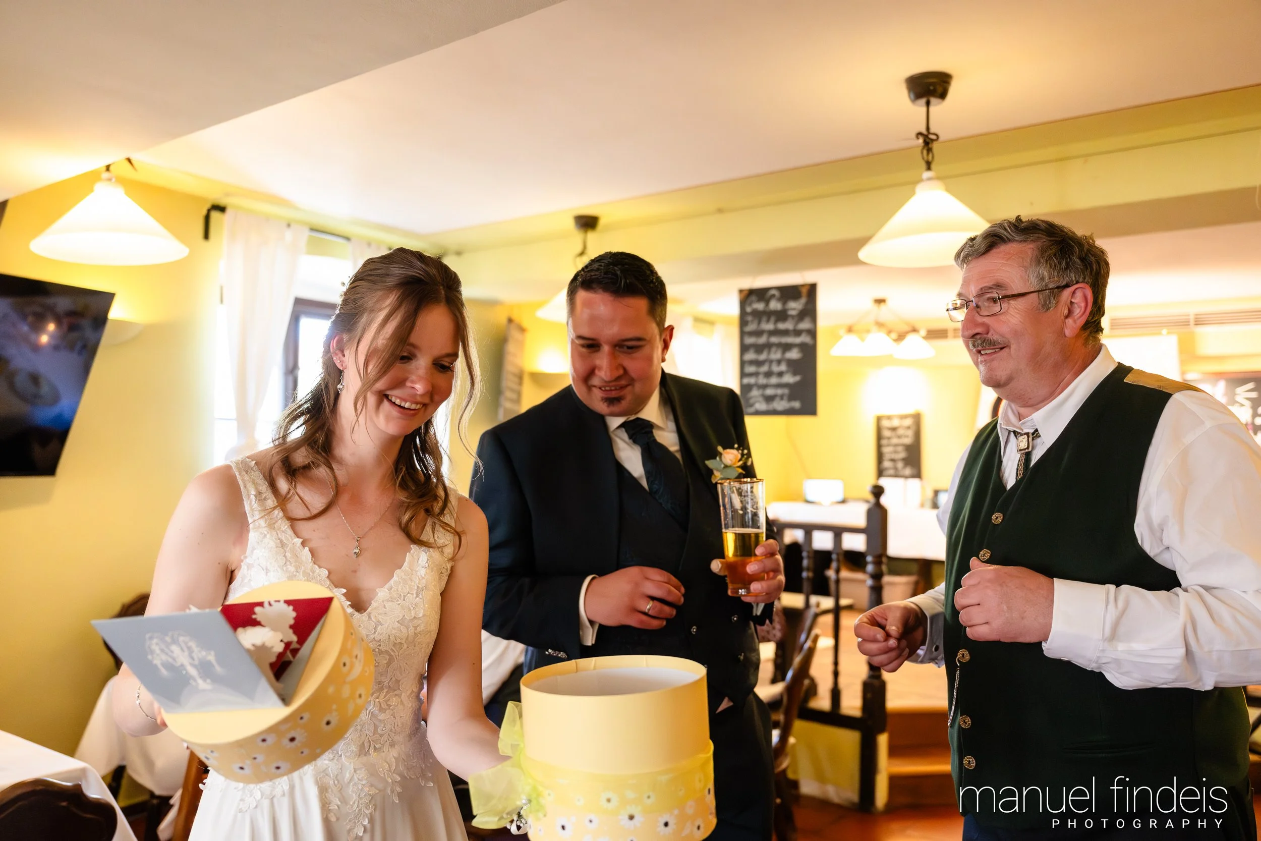 0787_Hochzeit_VuA_www.manuelfindeis.com.jpg