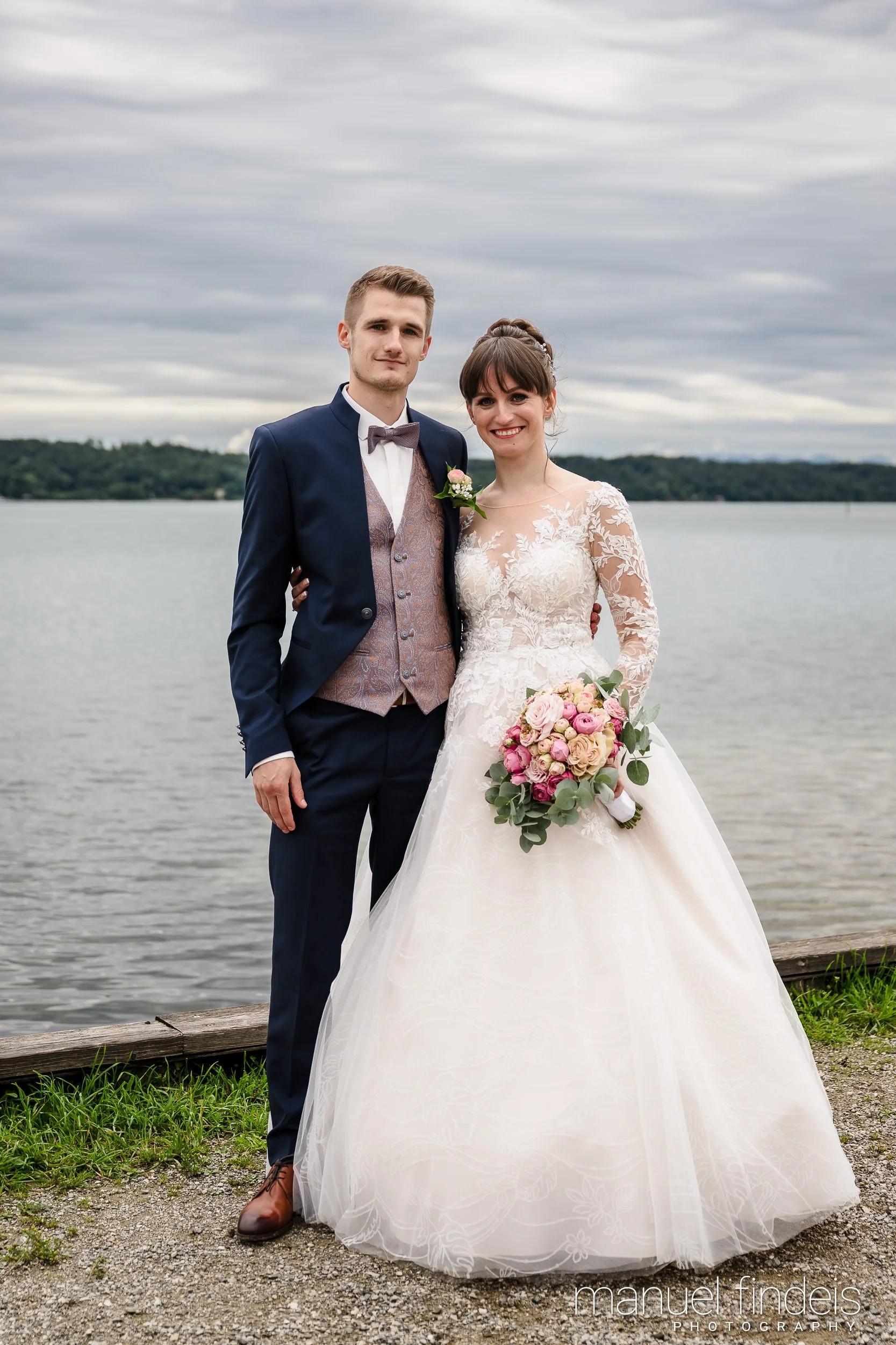0679_Hochzeit-AuJ_www.manuelfindeis.com.jpg