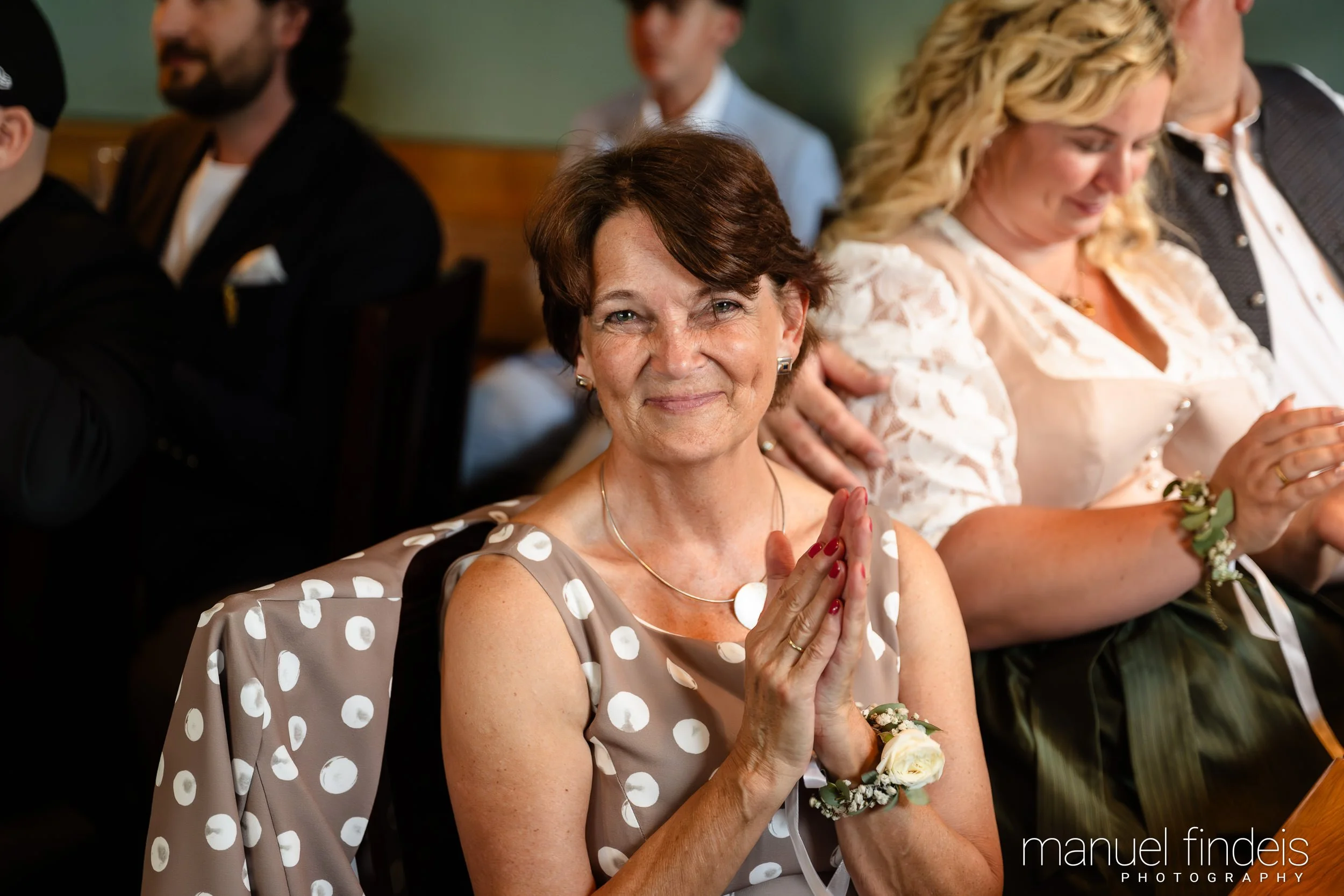 0562_Hochzeit_RundS_www.manuelfindeis.com.jpg