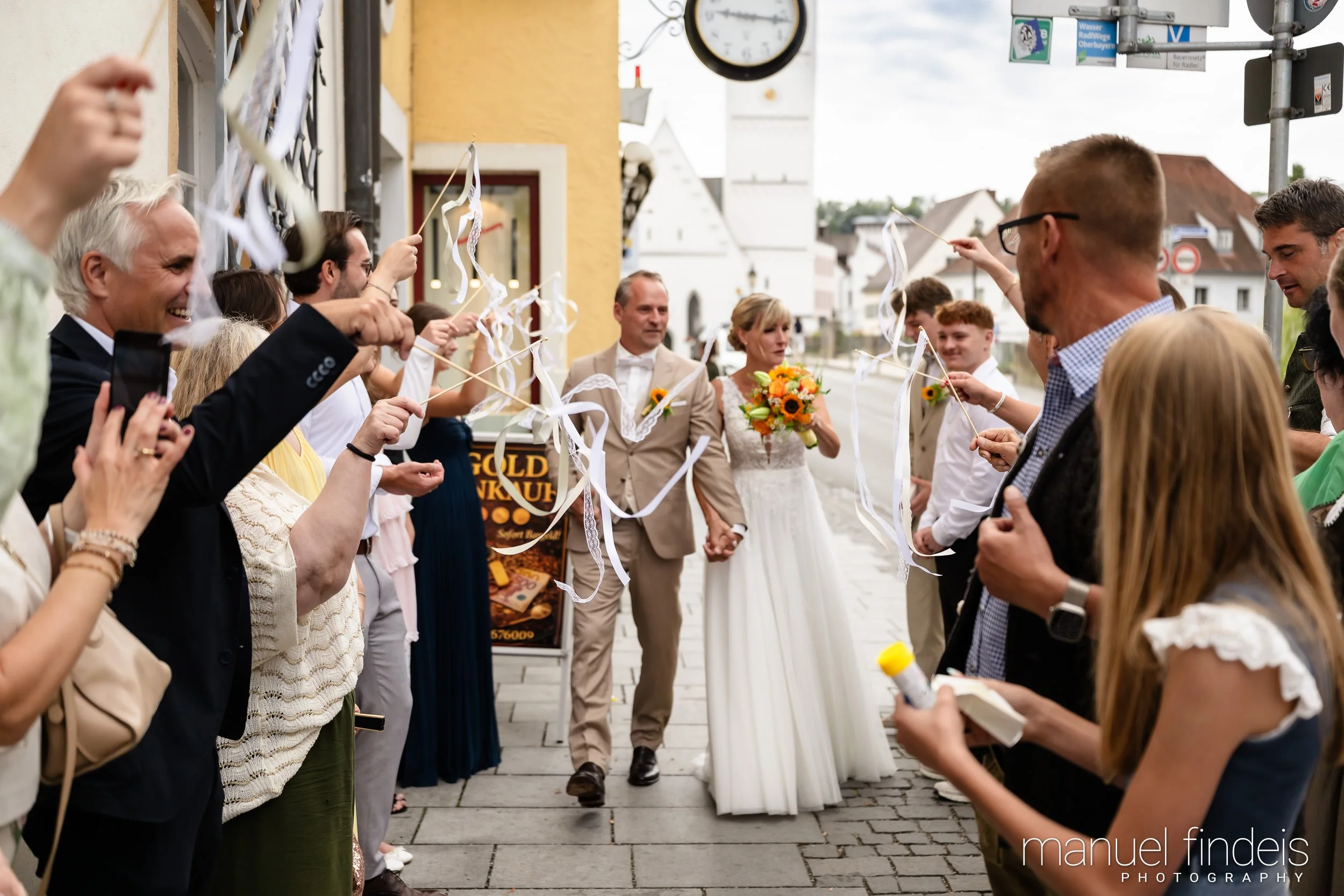 0264_Hochzeit_CuR_www.manuelfindeis.com.jpg