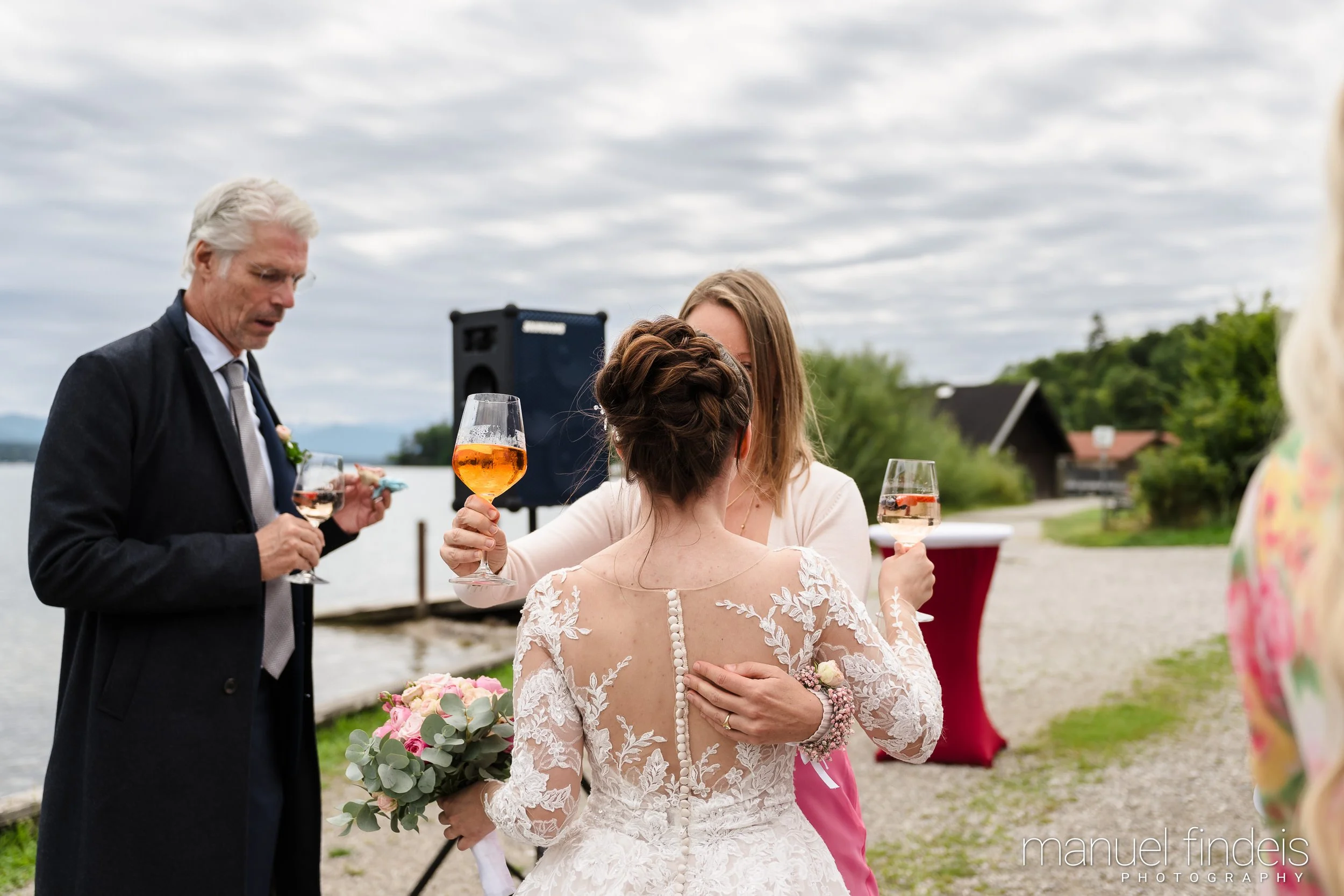 0654_Hochzeit-AuJ_www.manuelfindeis.com.jpg