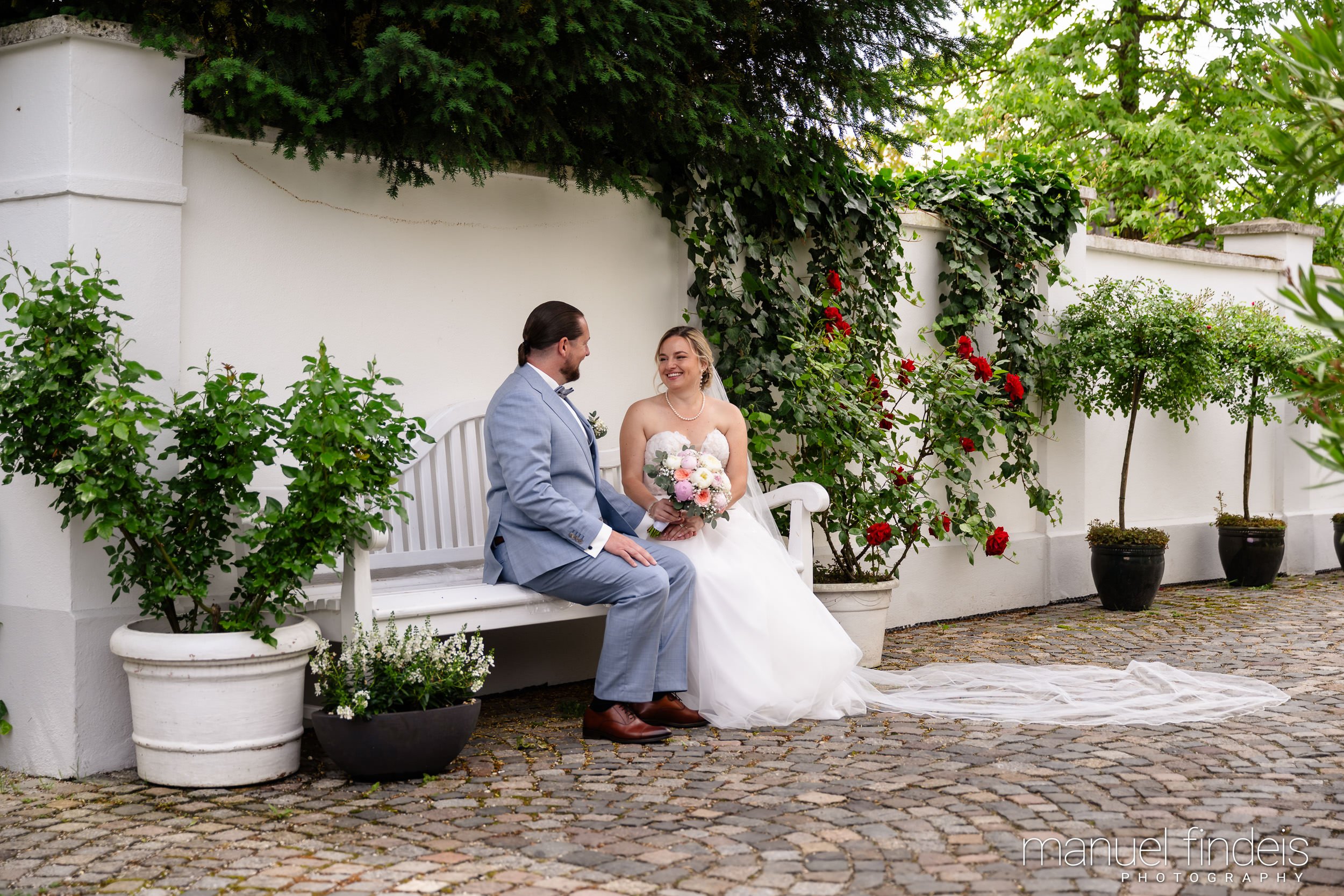 0074_Hochzeit_RundS_www.manuelfindeis.com.jpg