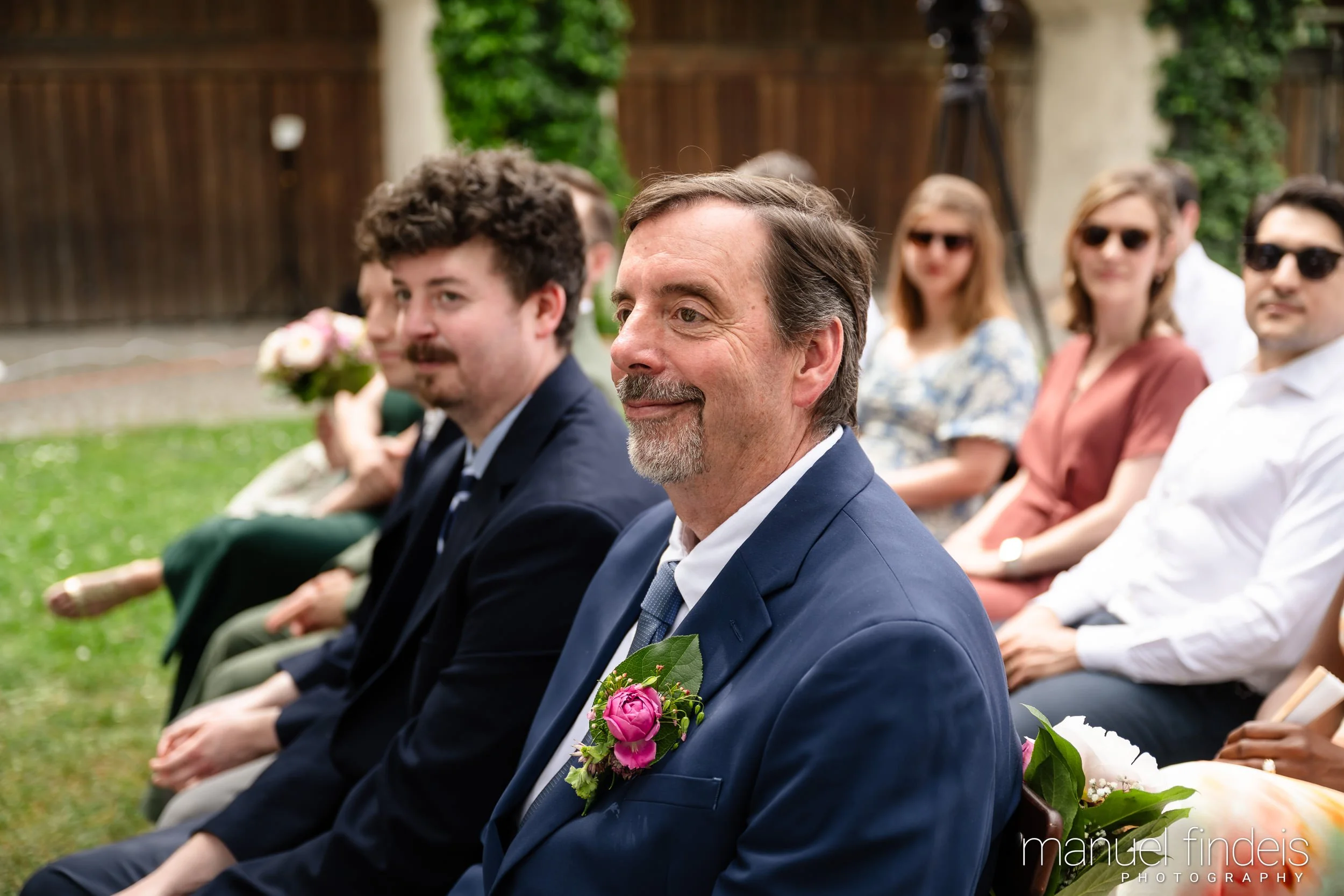 0163_Hochzeit_RuS_www.manuelfindeis.com.jpg