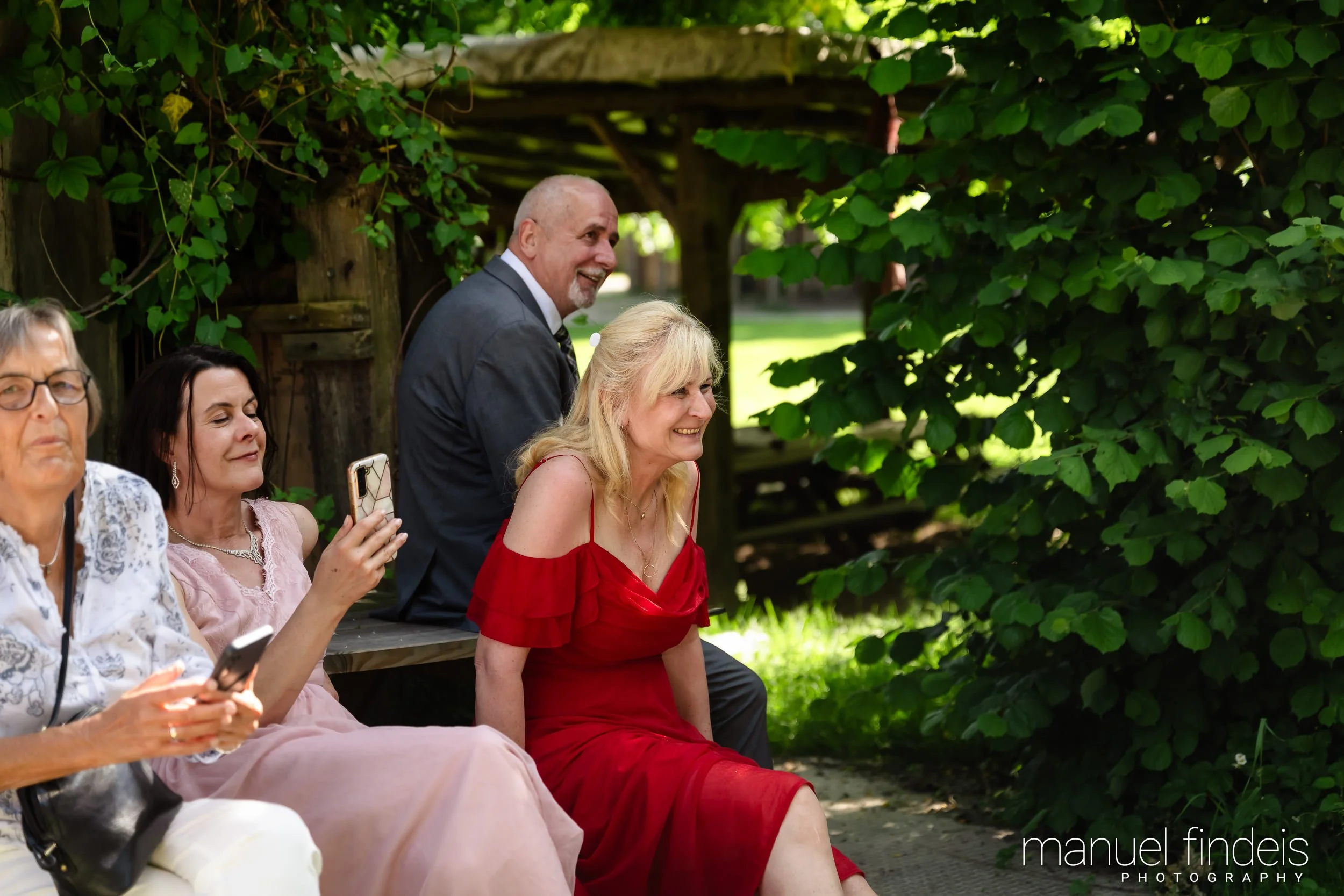 0498_Hochzeit-LUM_www.manuelfindeis.com.jpg