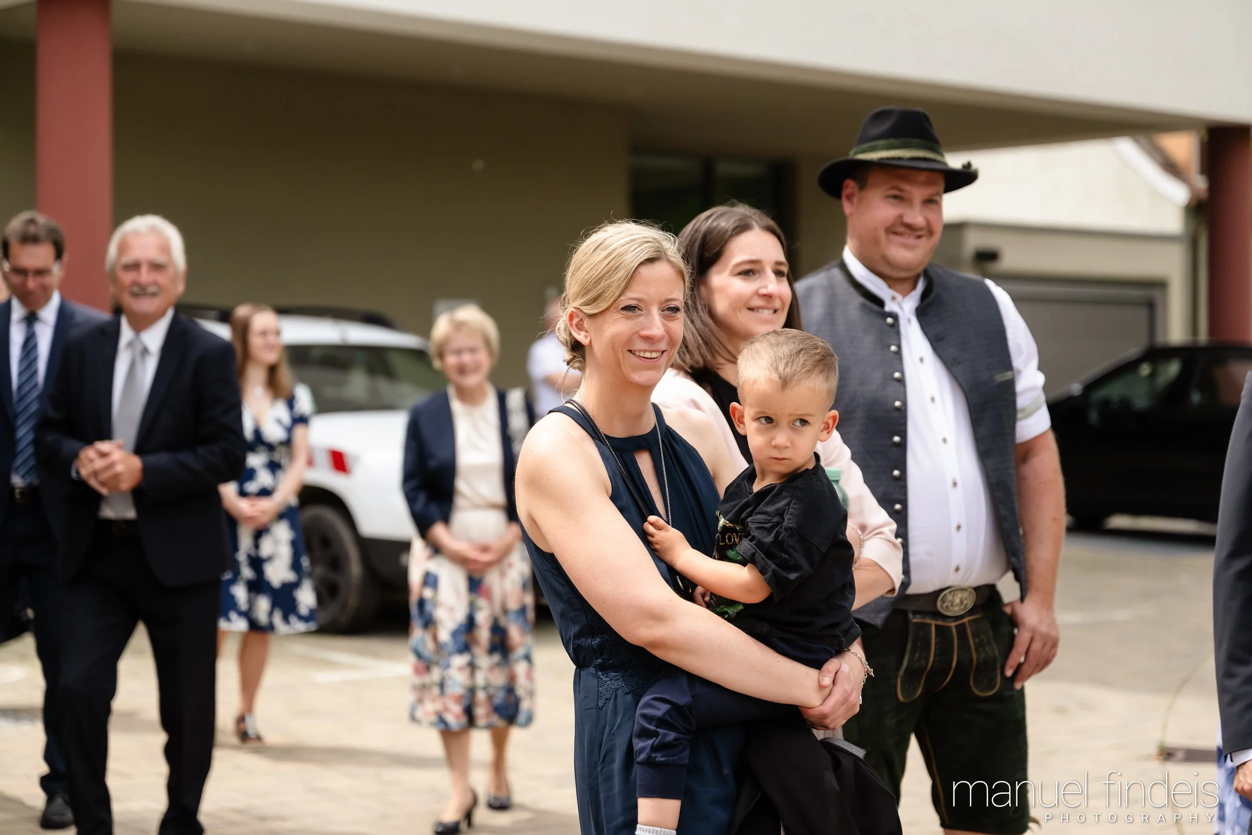 0162_Hochzeit_RundS_www.manuelfindeis.com.jpg