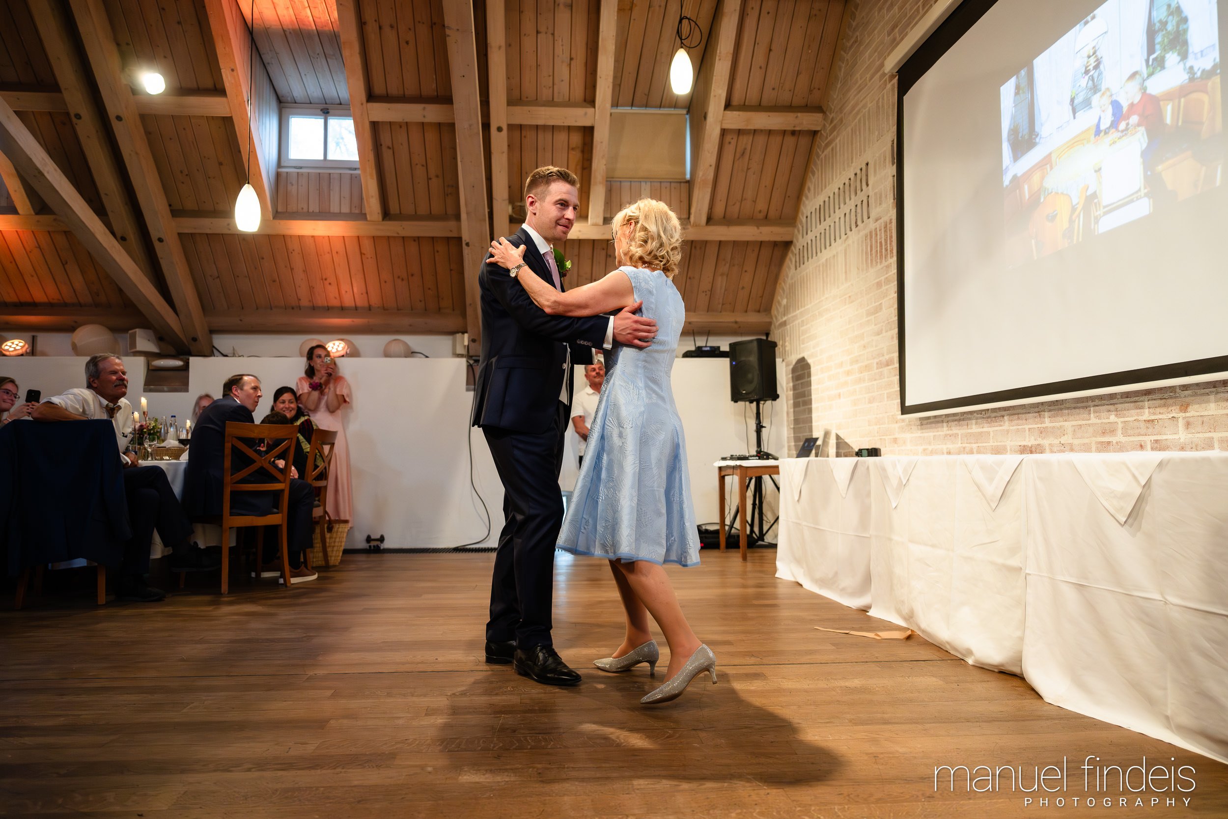 0774_Hochzeit_Rus_www.manuelfindeis.com.jpg