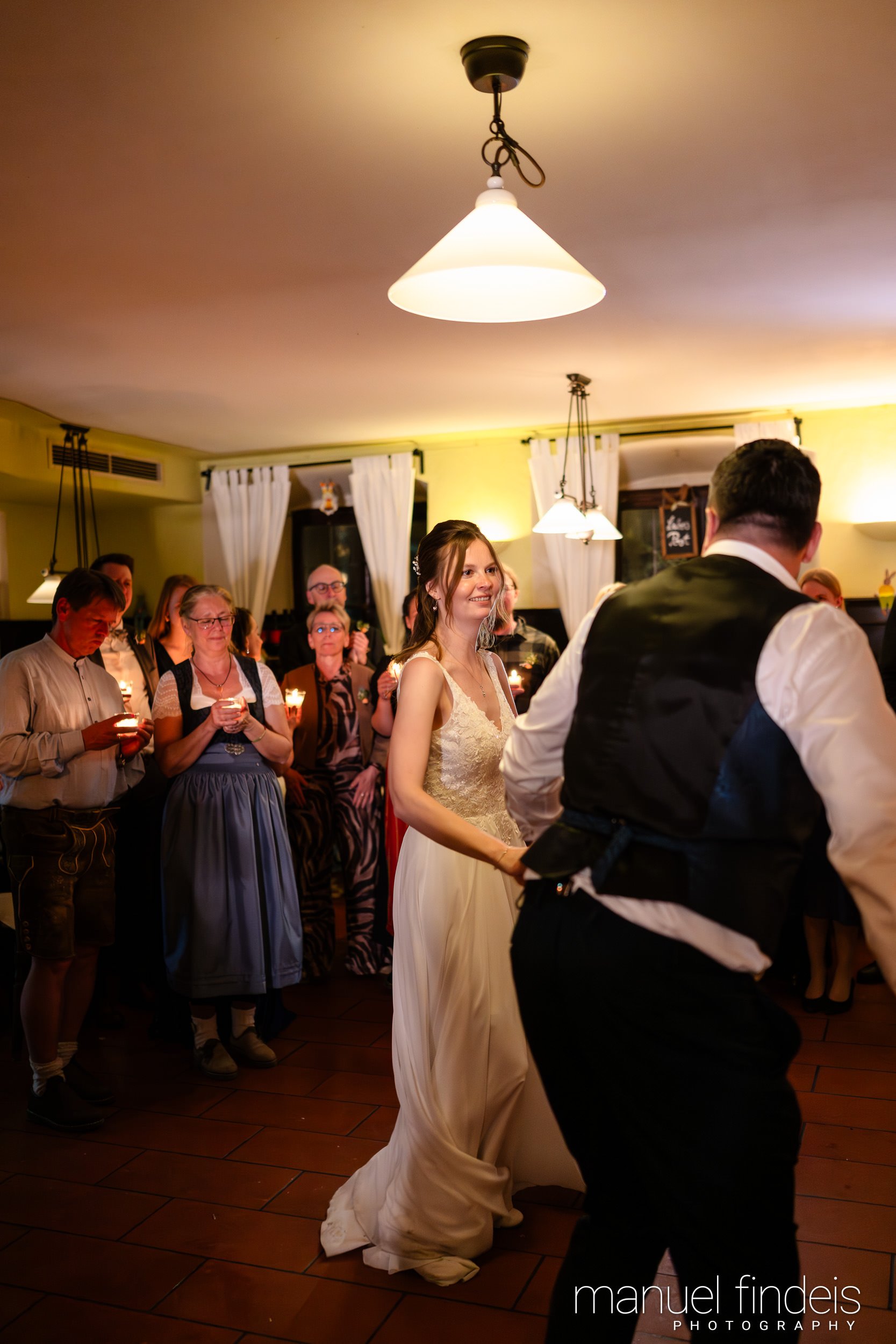 0953_Hochzeit_VuA_www.manuelfindeis.com.jpg