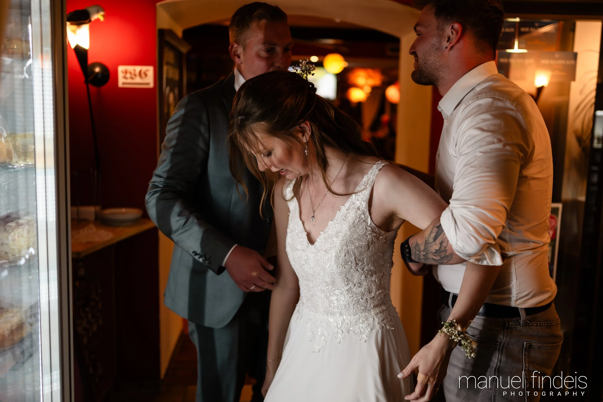 1013_Hochzeit_VuA_www.manuelfindeis.com.jpg