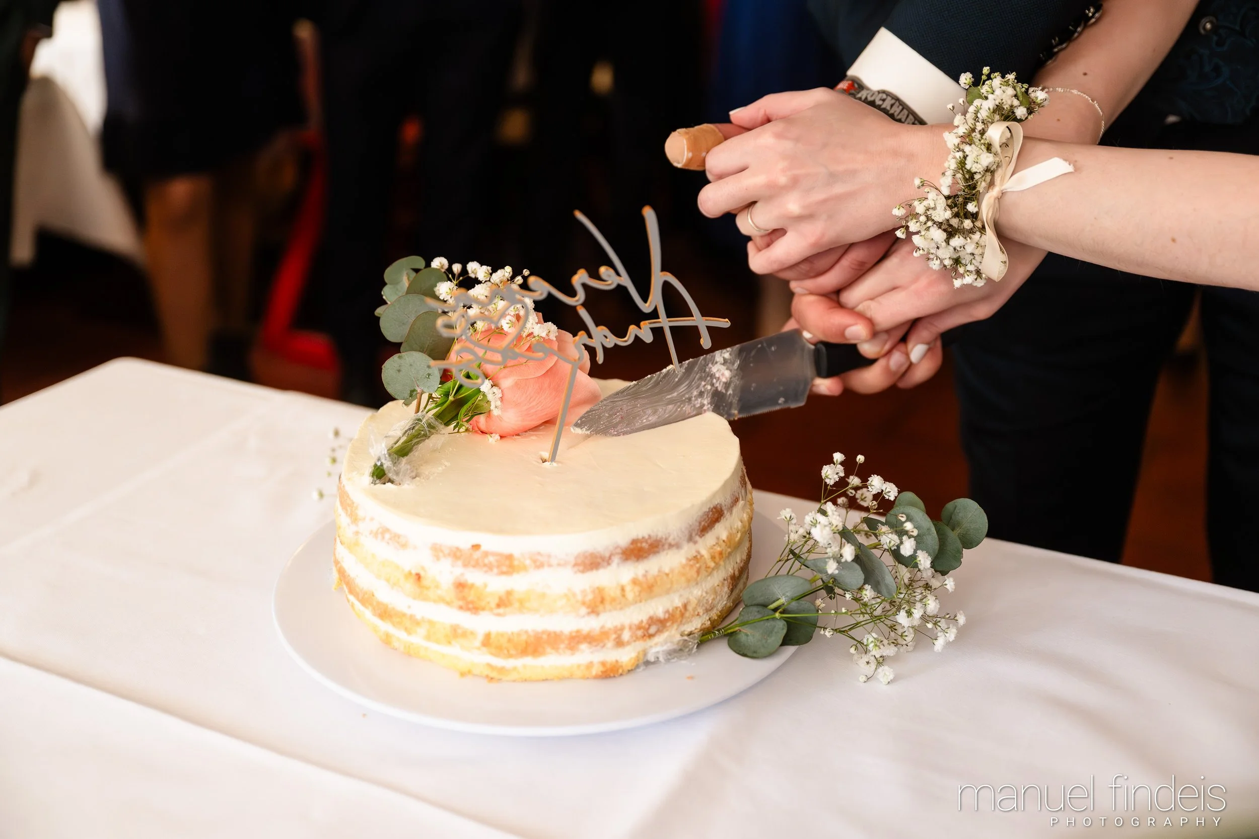 0732_Hochzeit_VuA_www.manuelfindeis.com.jpg