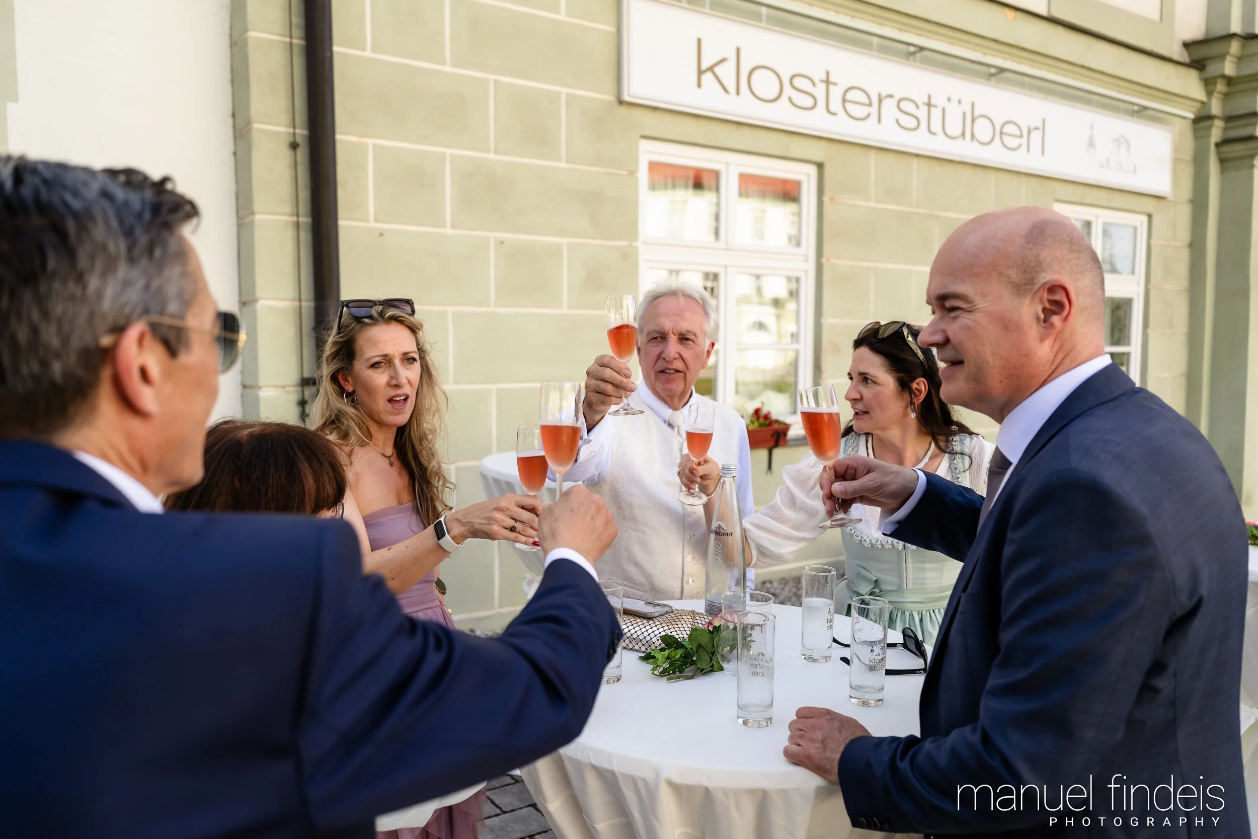 0261_Hochzeit_AuE_www.manuelfindeis.com.jpg