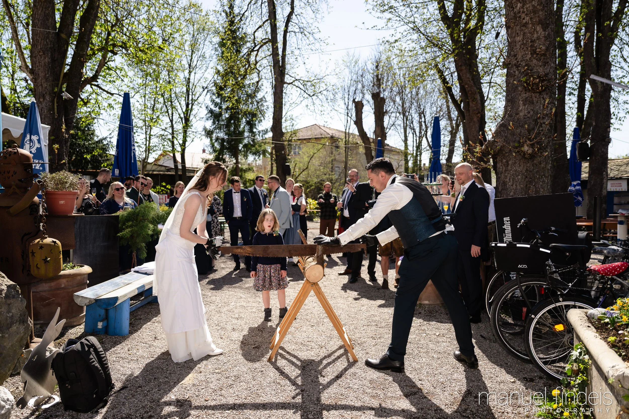 0559_Hochzeit_VuA_www.manuelfindeis.com.jpg