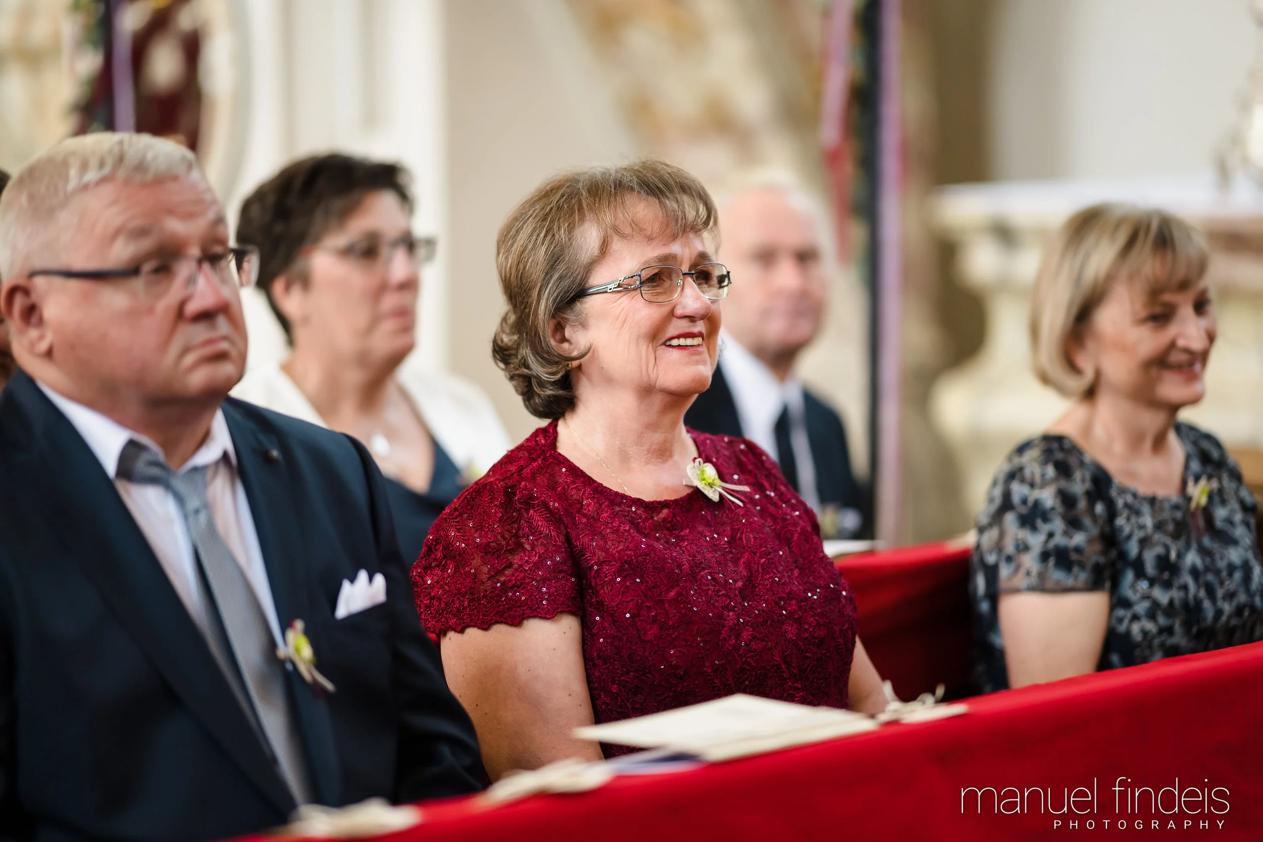 0266_Hochzeit-MuR-Kirche_www.manuelfindeis.com.jpg