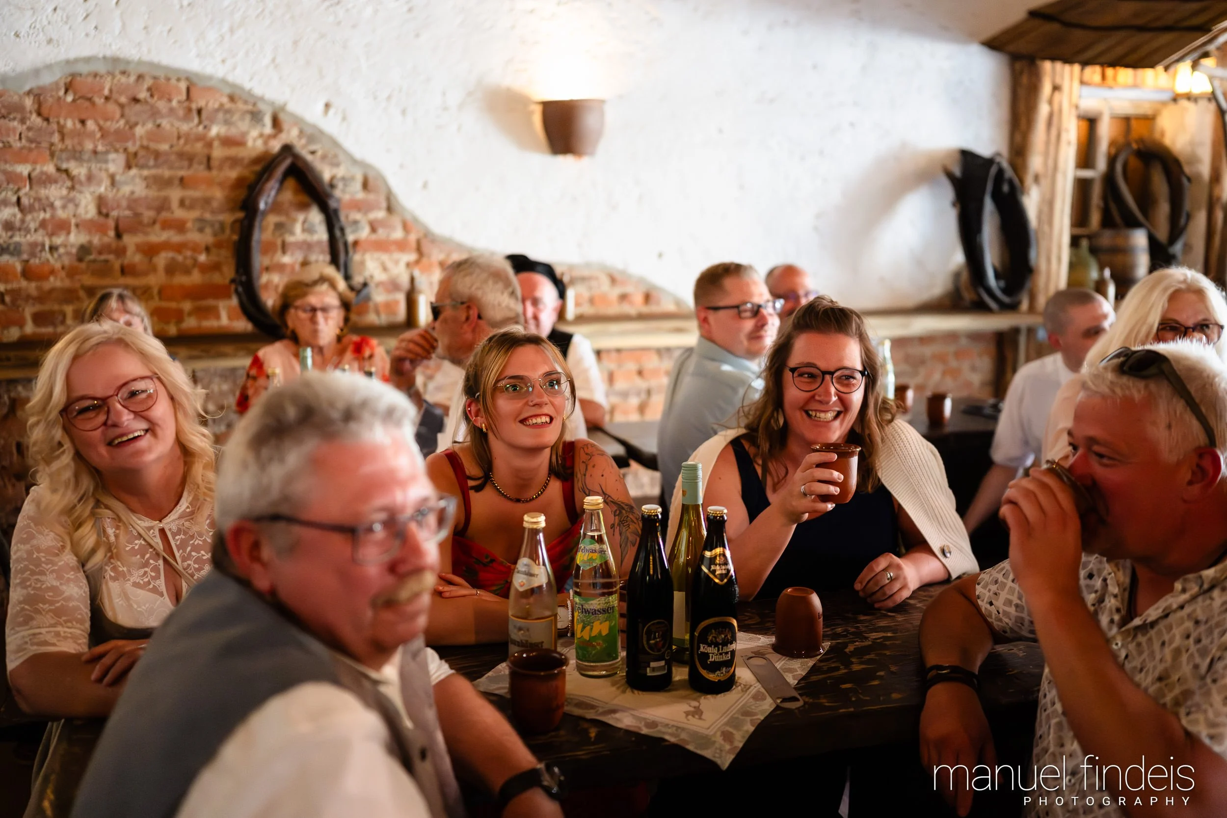 0570_Hochzeit-LUM_www.manuelfindeis.com.jpg