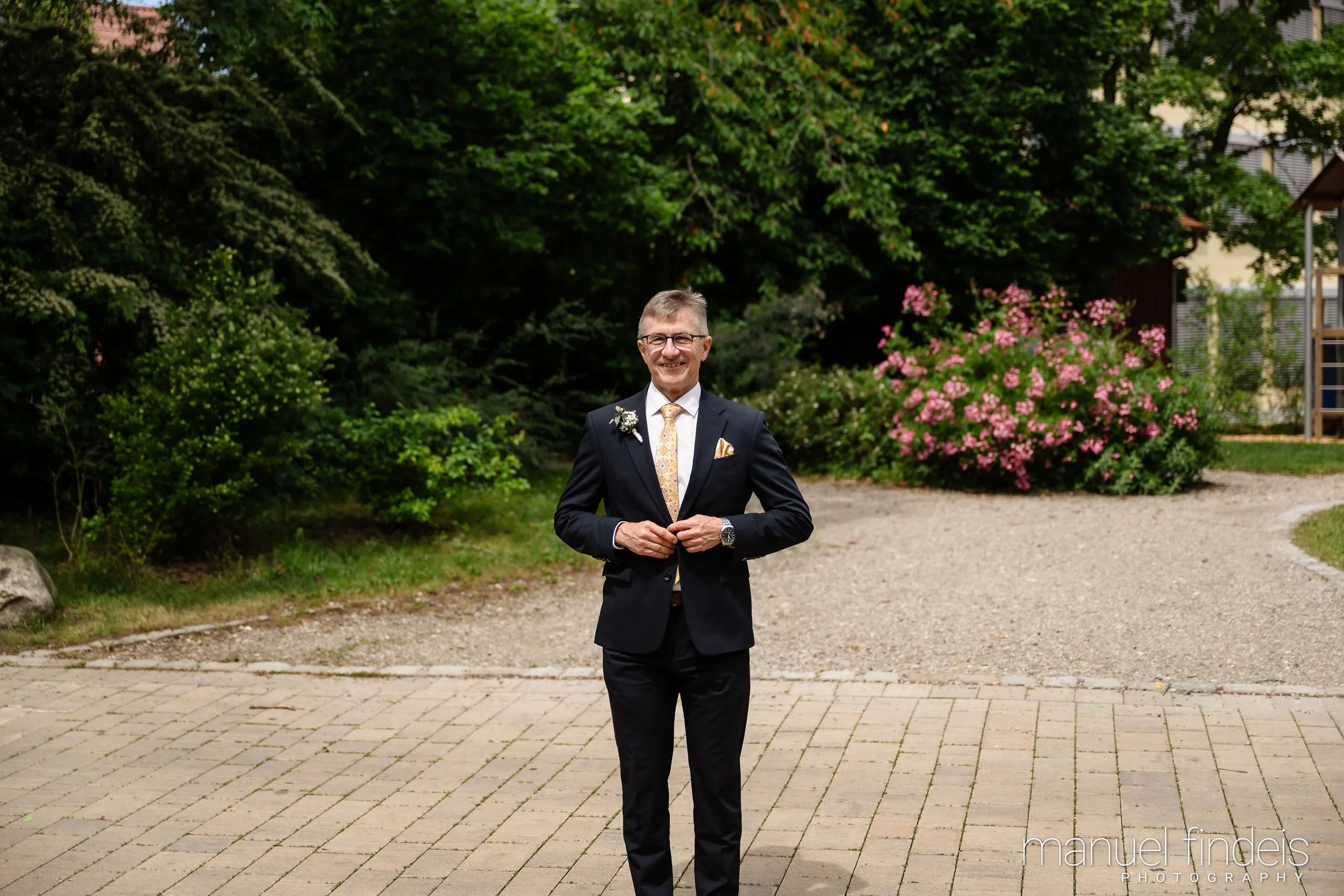 0166_Hochzeit_RundS_www.manuelfindeis.com.jpg