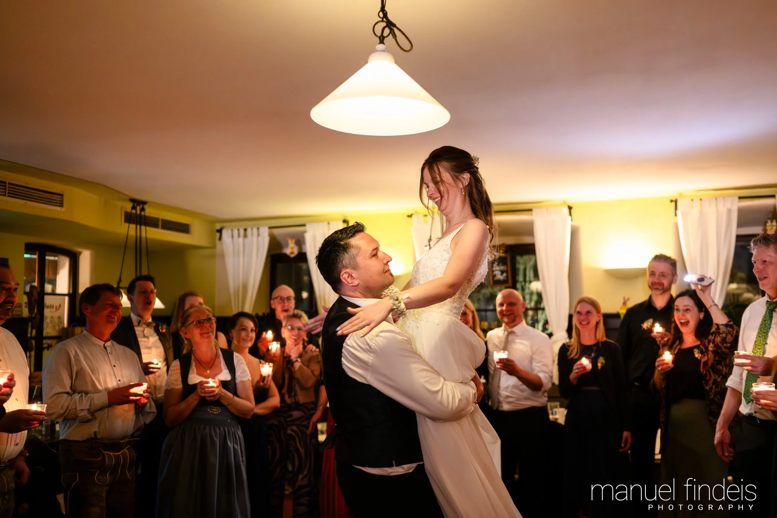 0938_Hochzeit_VuA_www.manuelfindeis.com.jpg