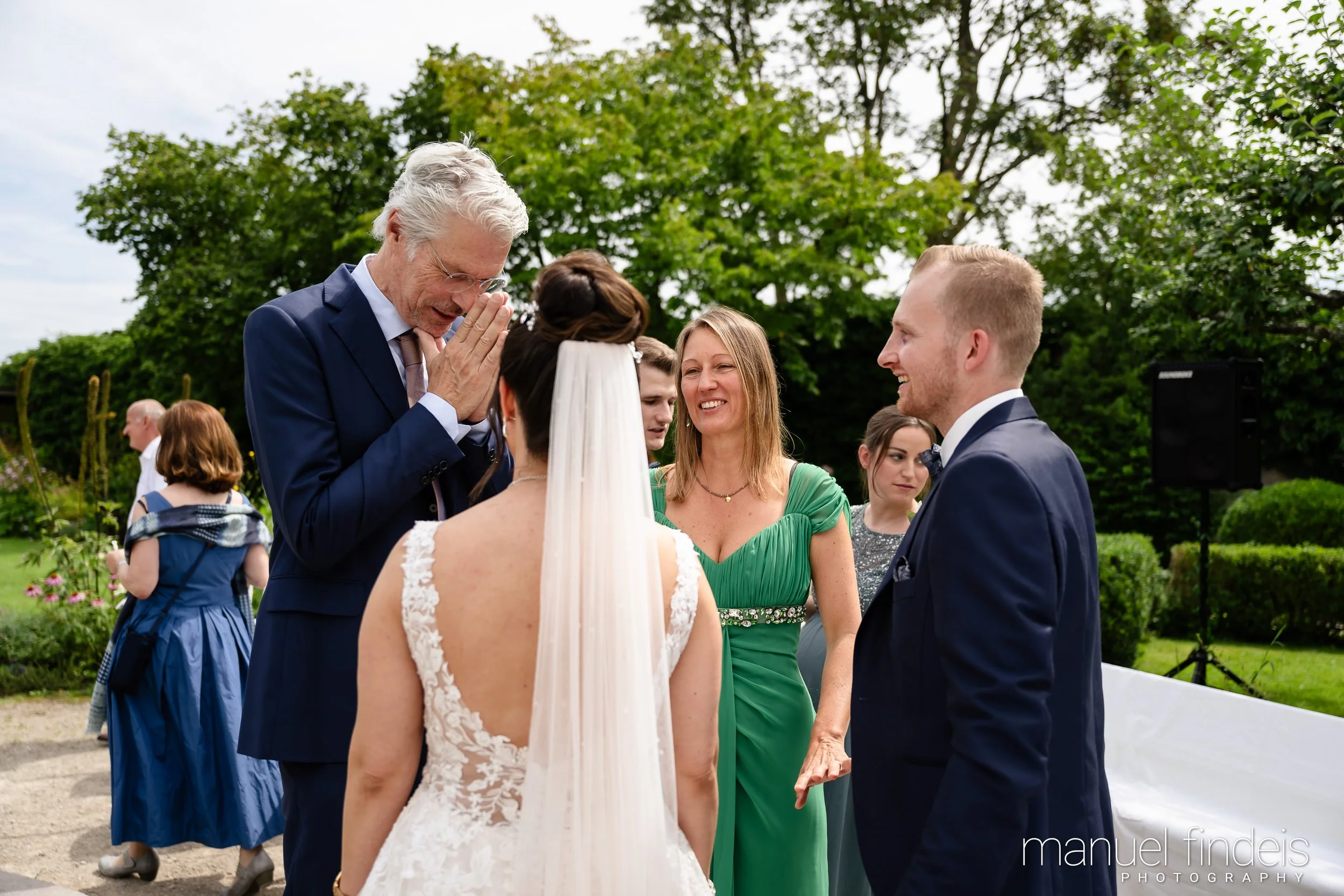 0290_Hochzeit-SuF_www.manuelfindeis.com.jpg
