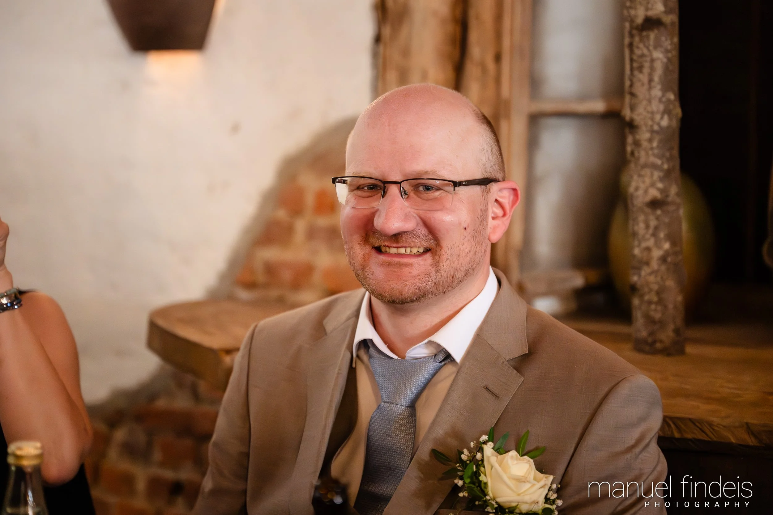 0554_Hochzeit-LUM_www.manuelfindeis.com.jpg