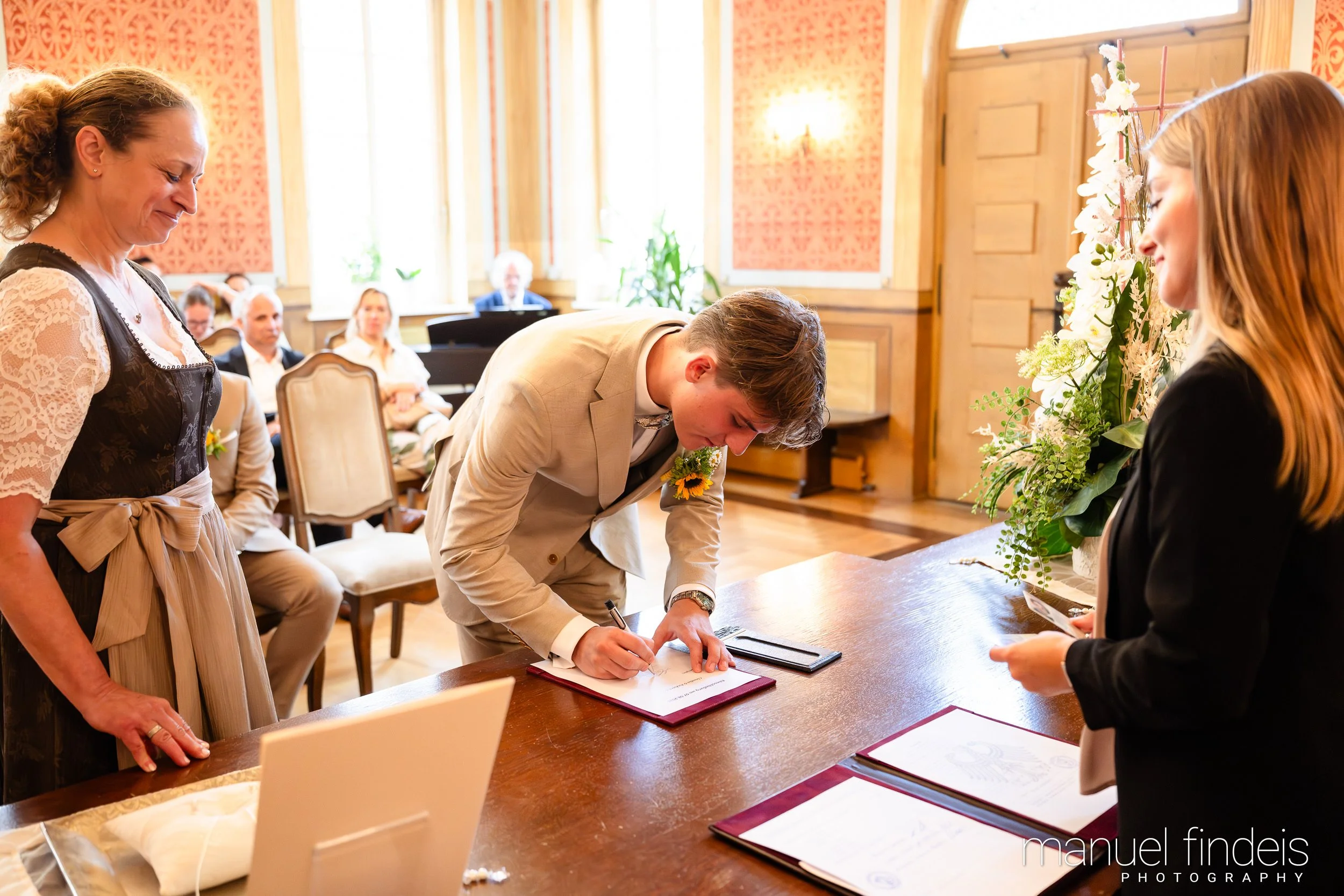 0211_Hochzeit_CuR_www.manuelfindeis.com.jpg
