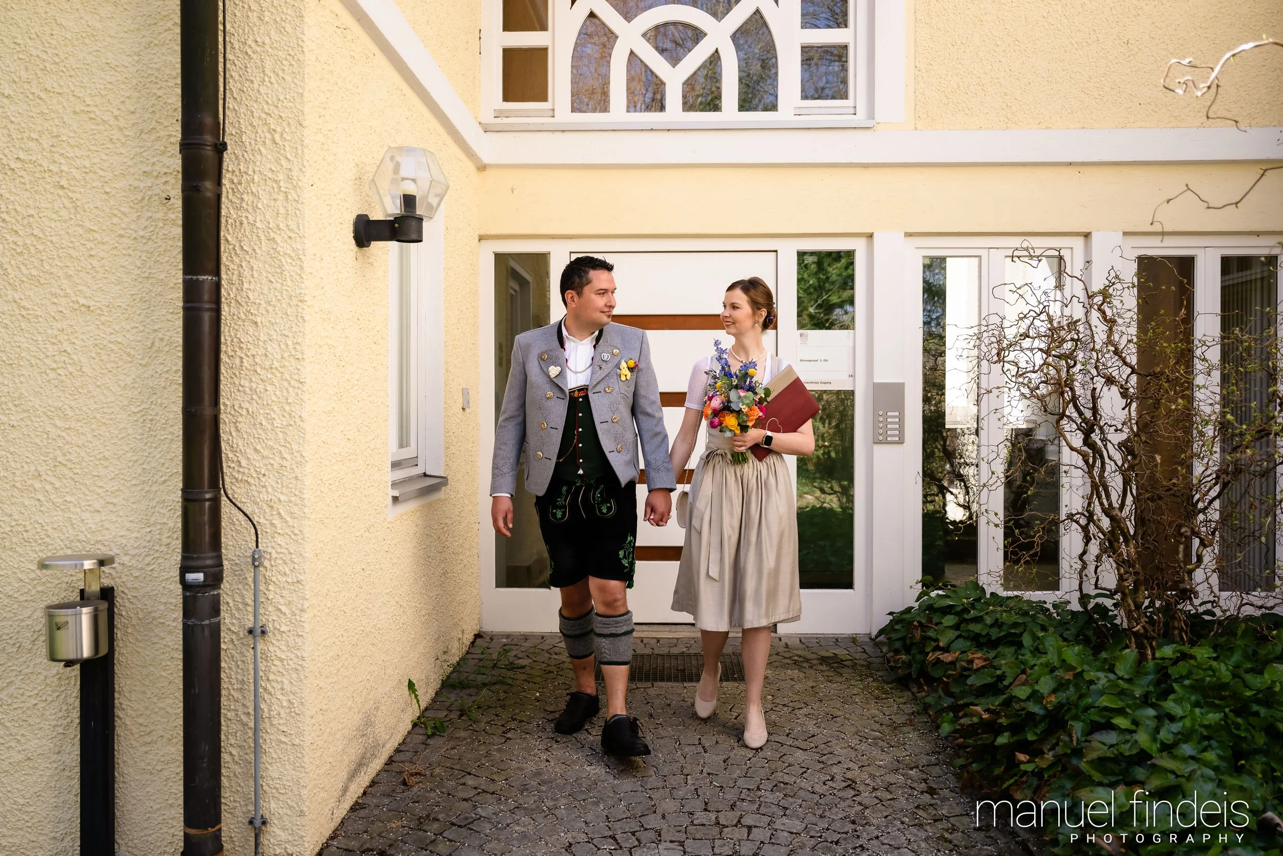 0198_Hochzeit-VuA-StA_www.manuelfindeis.com.jpg