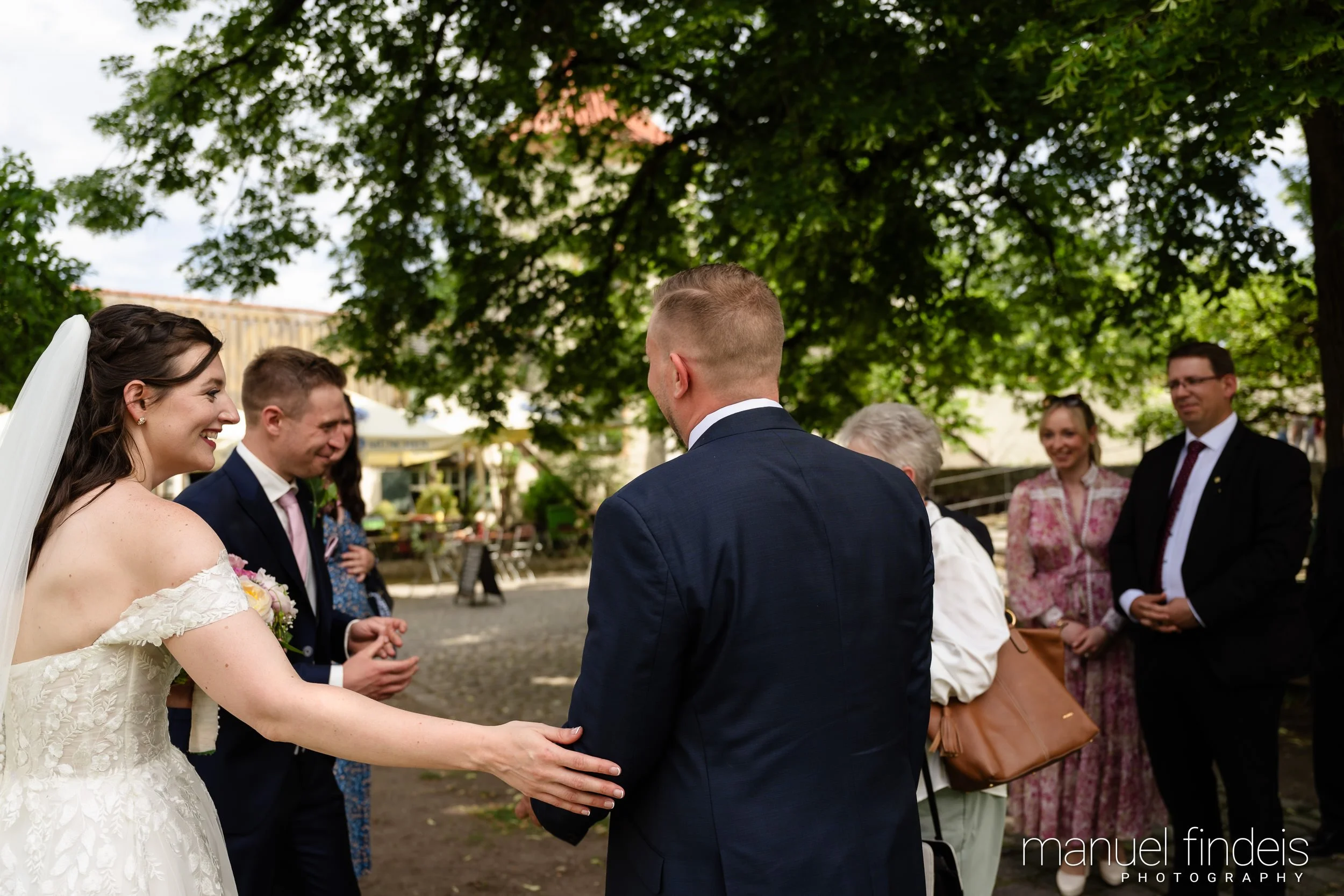 0336_Hochzeit_RuS_www.manuelfindeis.com.jpg