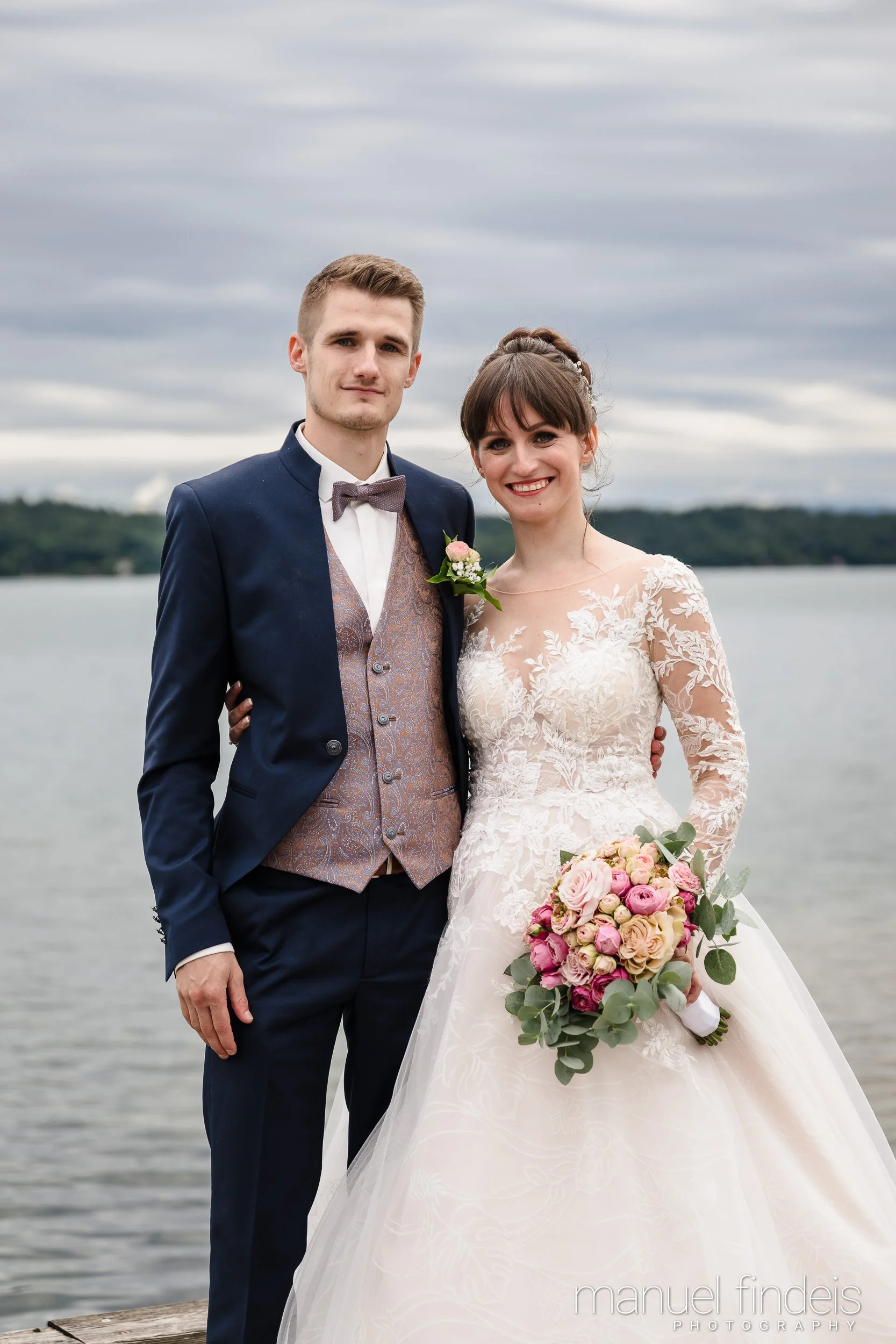 0677_Hochzeit-AuJ_www.manuelfindeis.com.jpg