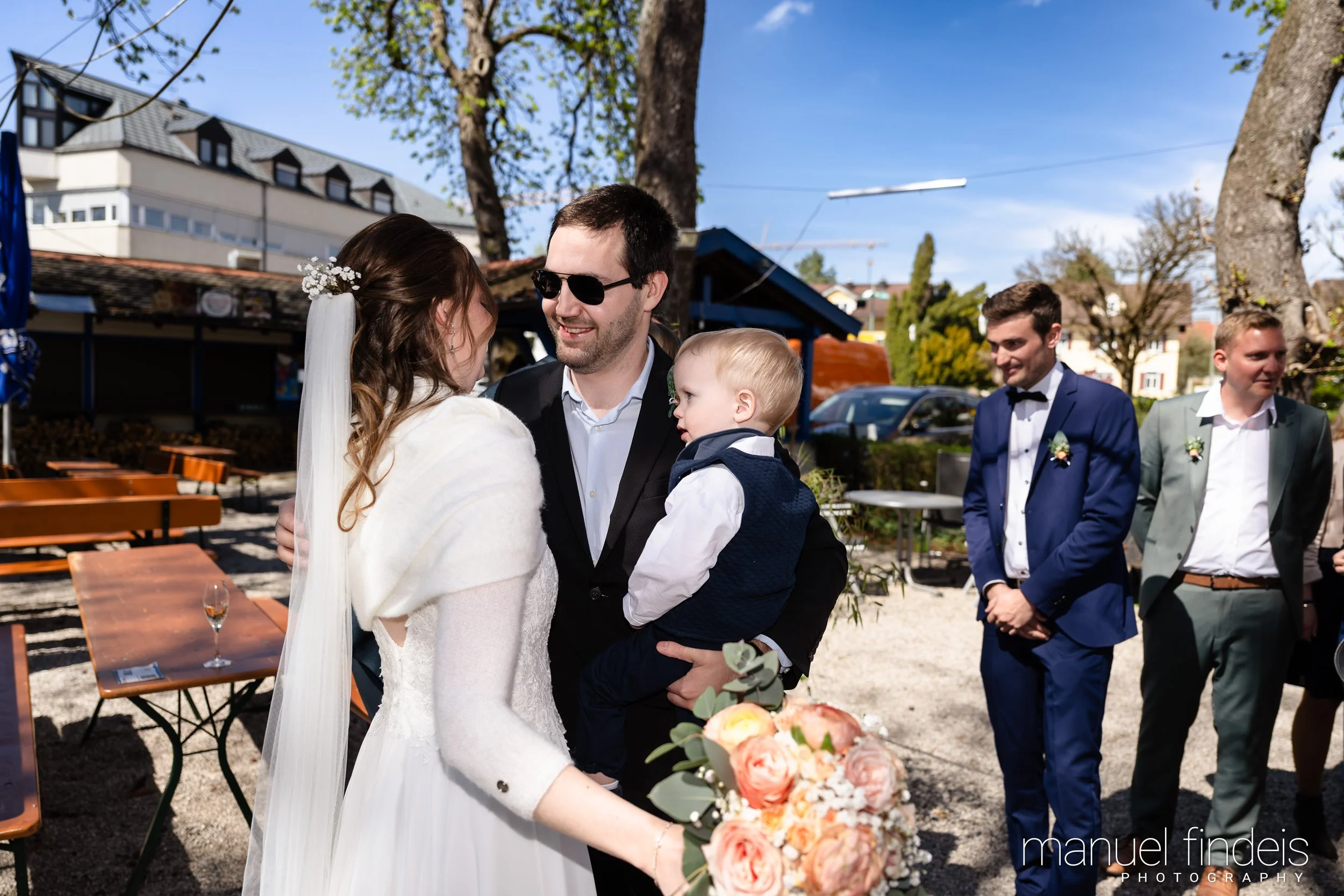 0417_Hochzeit_VuA_www.manuelfindeis.com.jpg