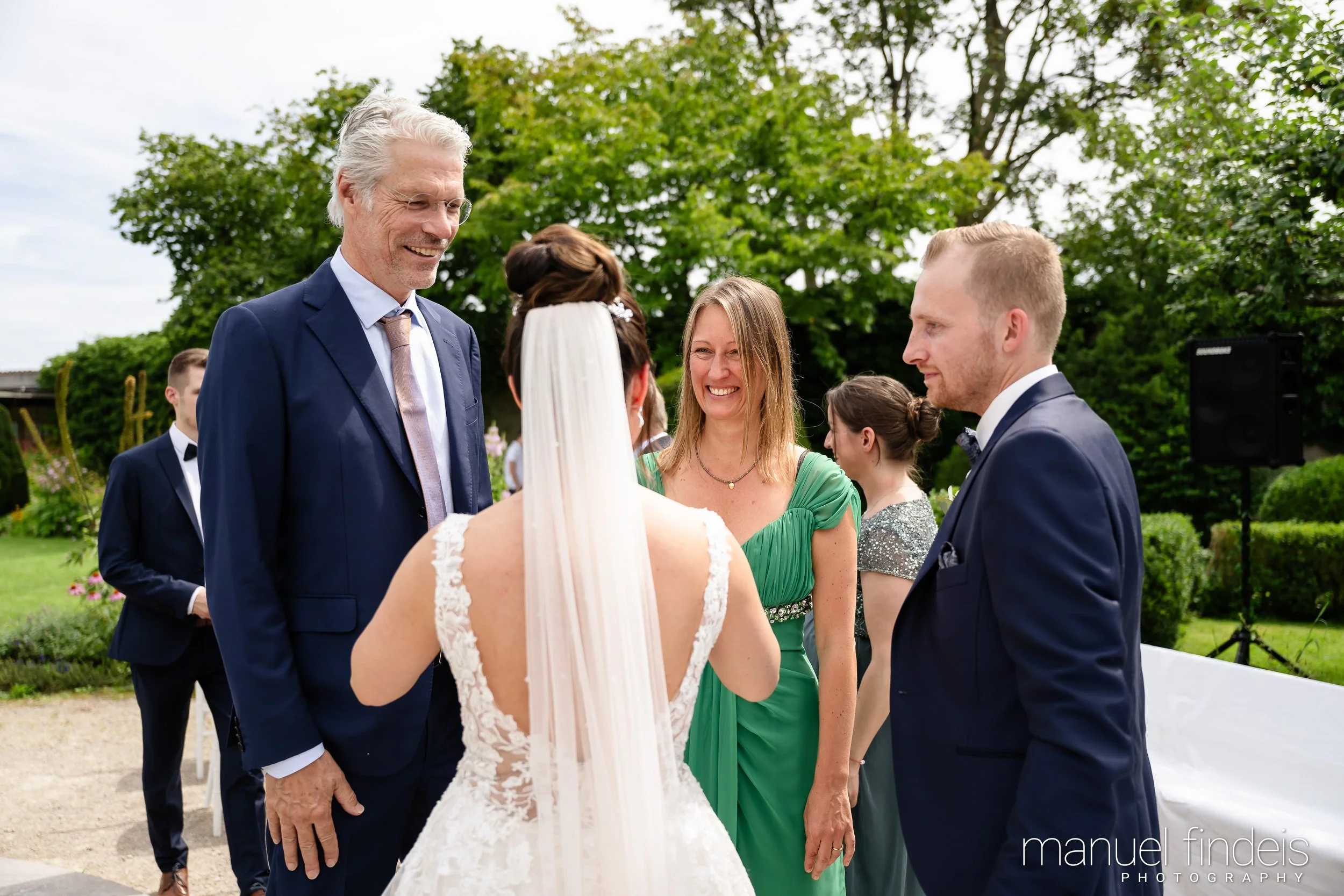 0289_Hochzeit-SuF_www.manuelfindeis.com.jpg