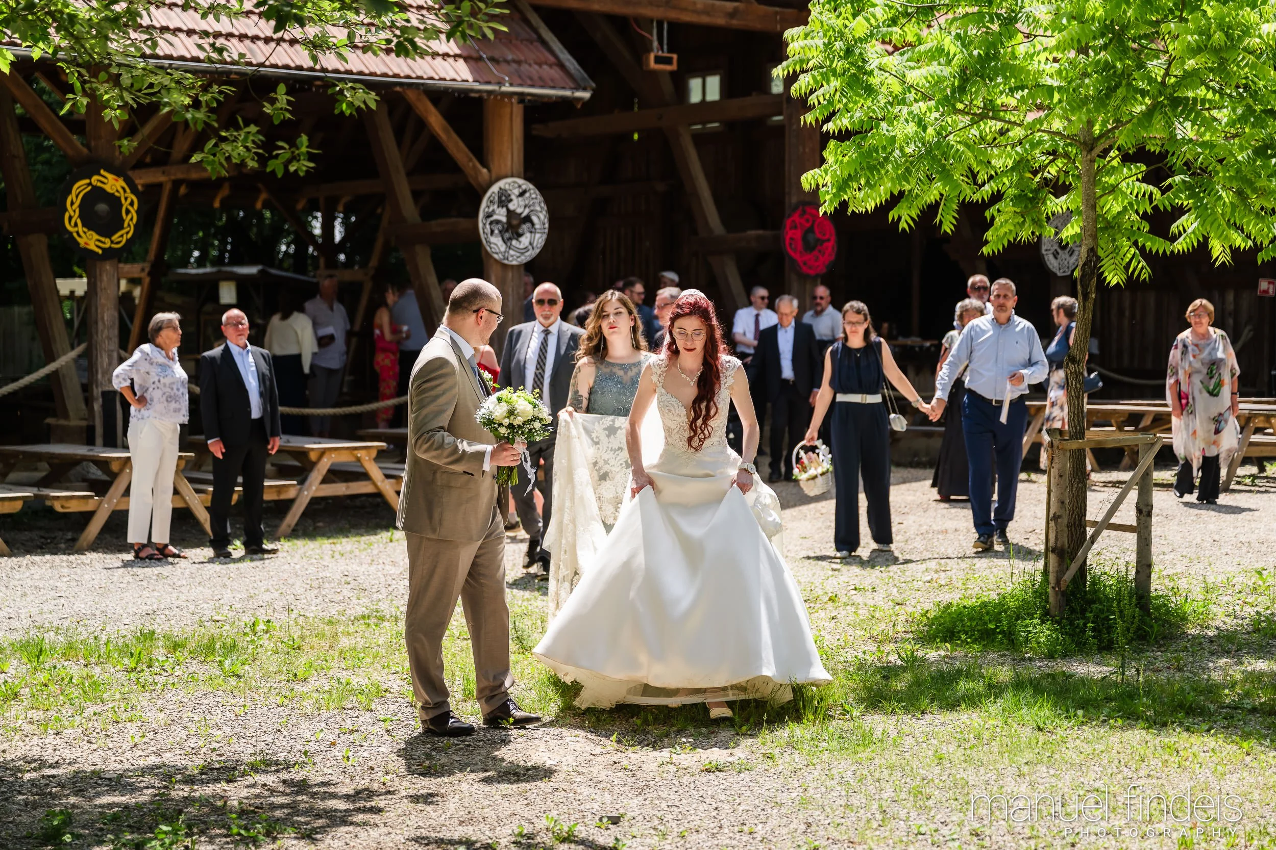 0344_Hochzeit-LUM_www.manuelfindeis.com.jpg