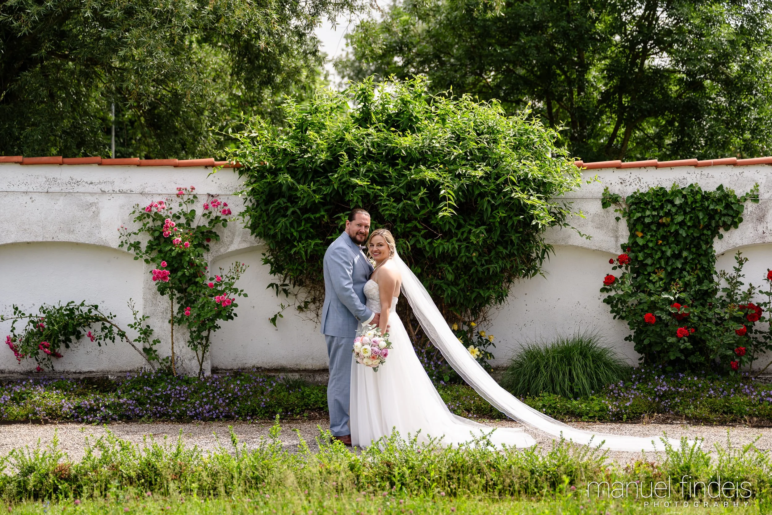 0120_Hochzeit_RundS_www.manuelfindeis.com.jpg