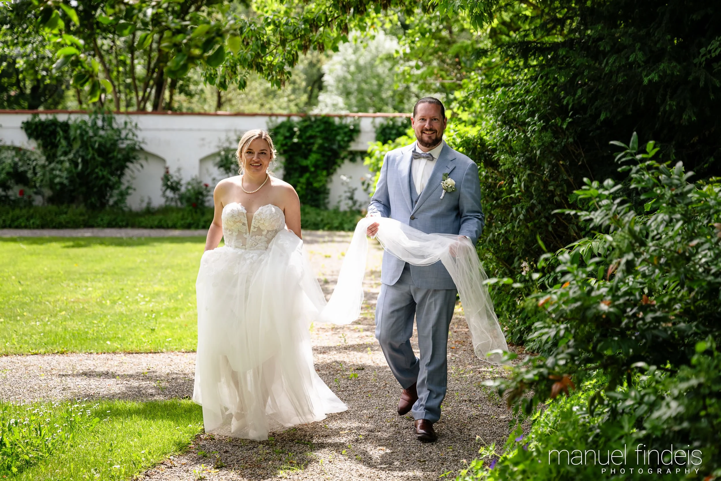 0139_Hochzeit_RundS_www.manuelfindeis.com.jpg