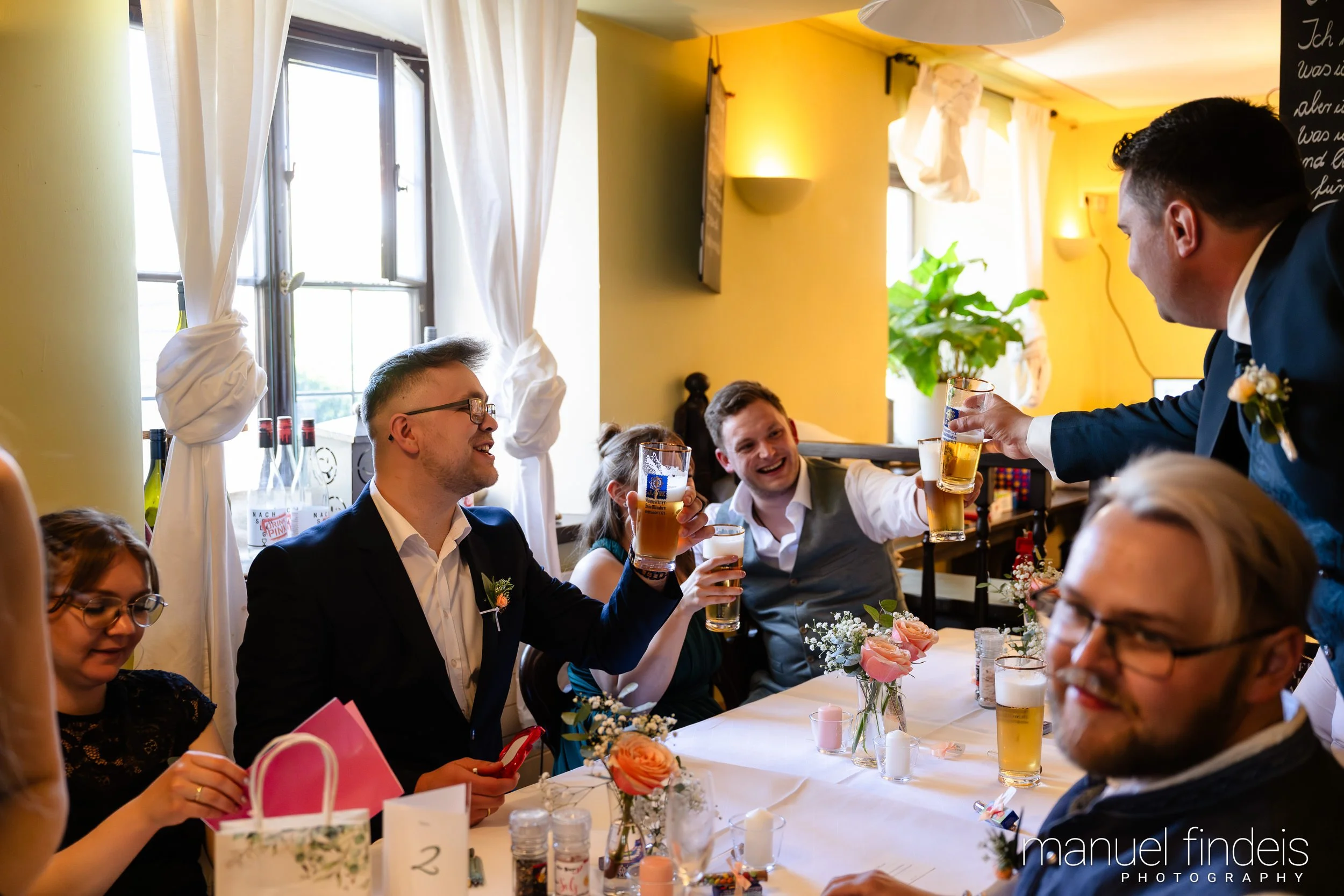 0720_Hochzeit_VuA_www.manuelfindeis.com.jpg