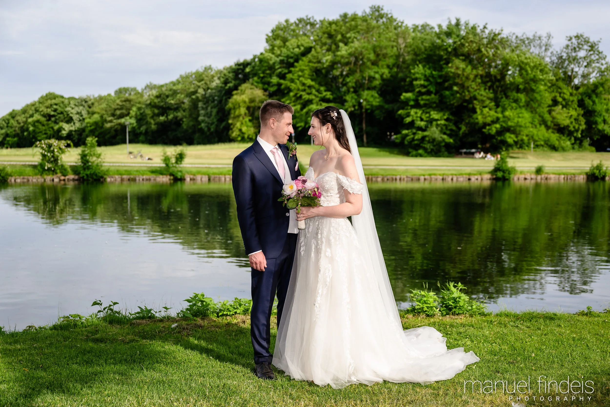 0591_Hochzeit_Rus_www.manuelfindeis.com.jpg