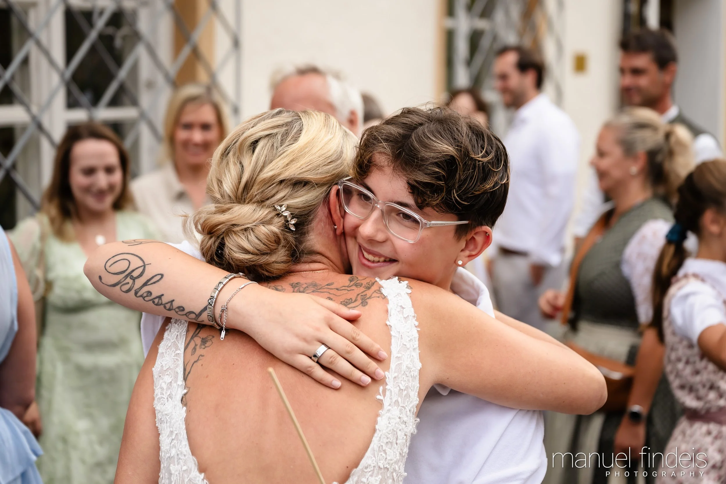 0294_Hochzeit_CuR_www.manuelfindeis.com.jpg