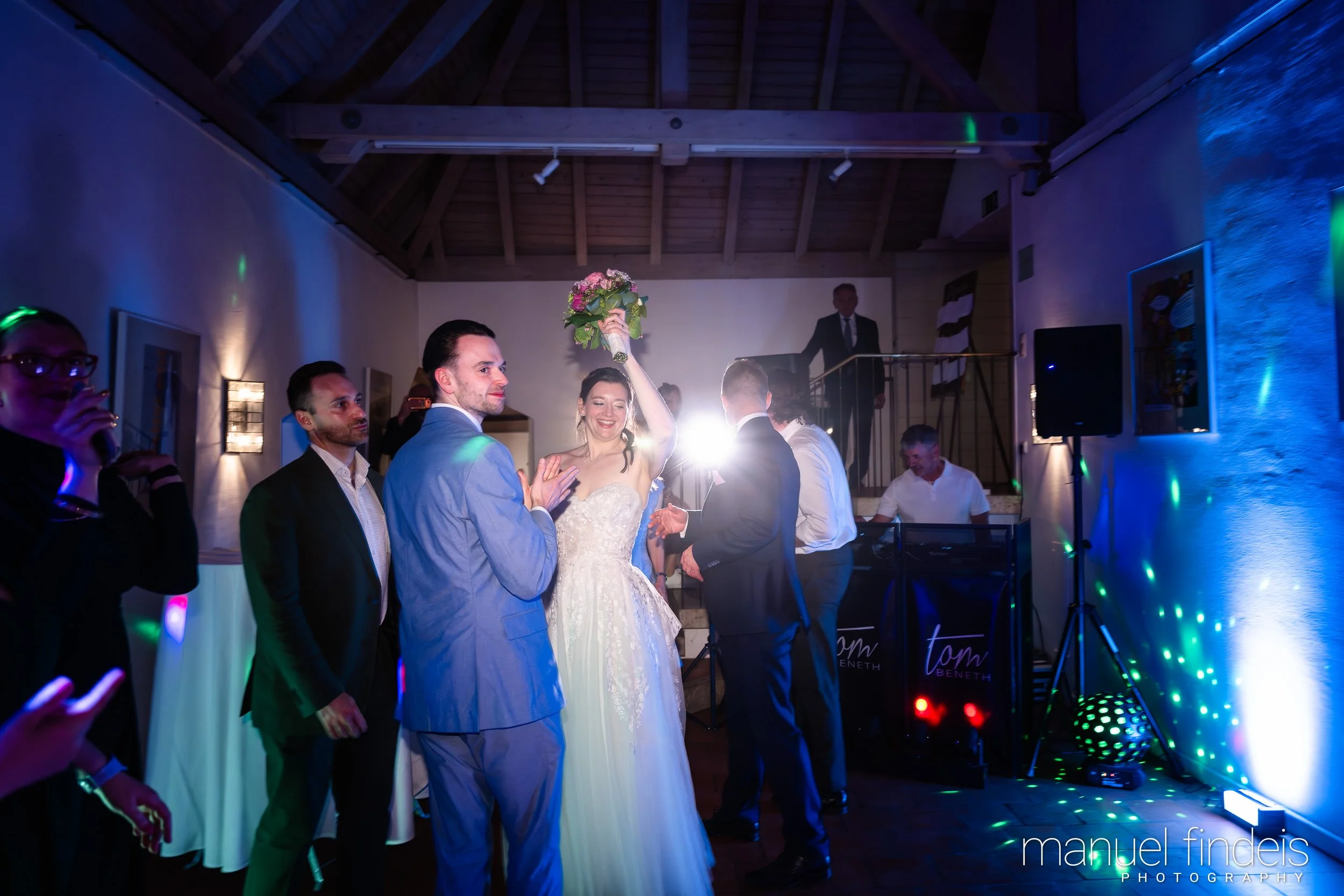1032_Hochzeit_RuS_www.manuelfindeis.com.jpg