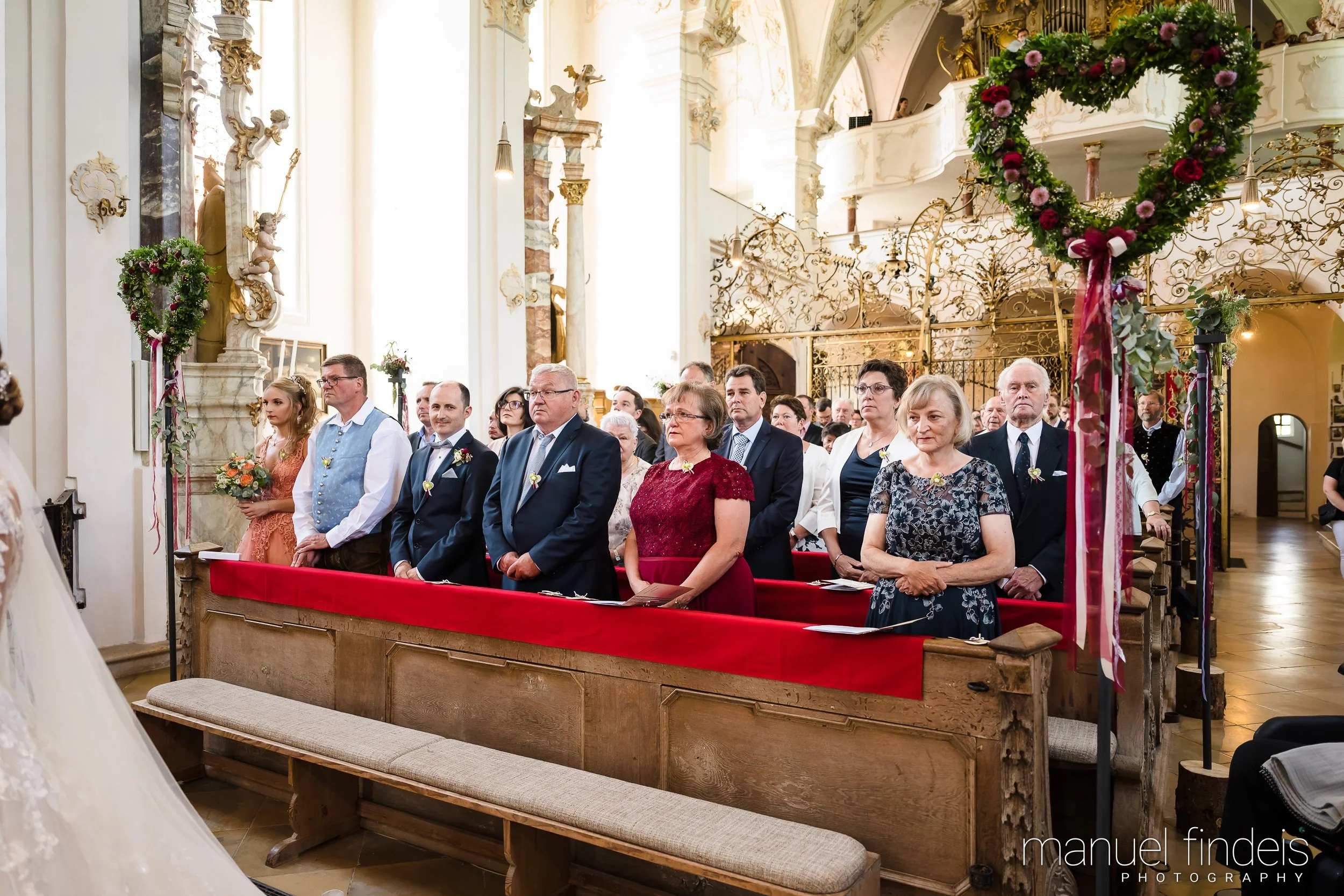 0167_Hochzeit-MuR-Kirche_www.manuelfindeis.com.jpg