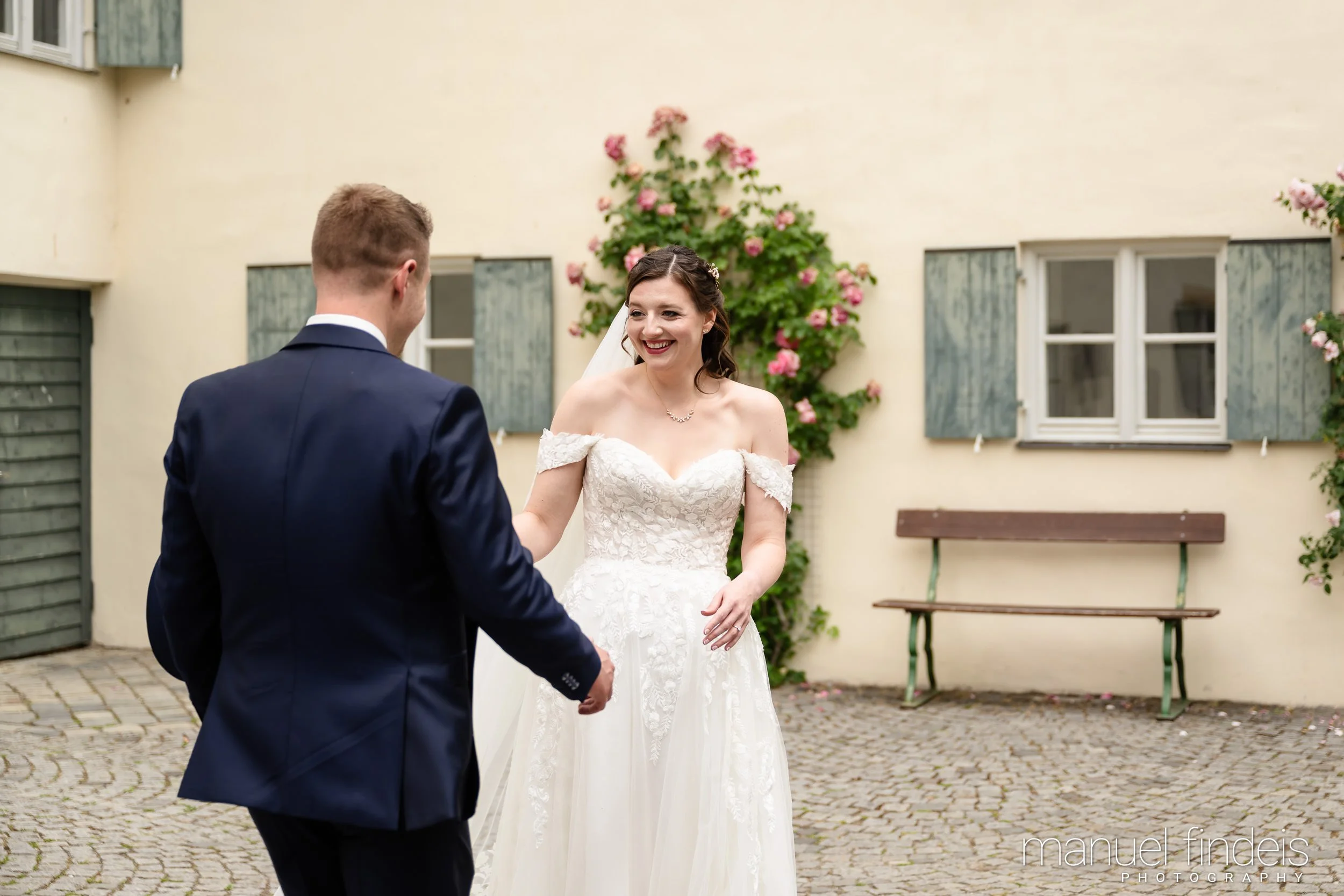 0010_Hochzeit_RuS_www.manuelfindeis.com.jpg
